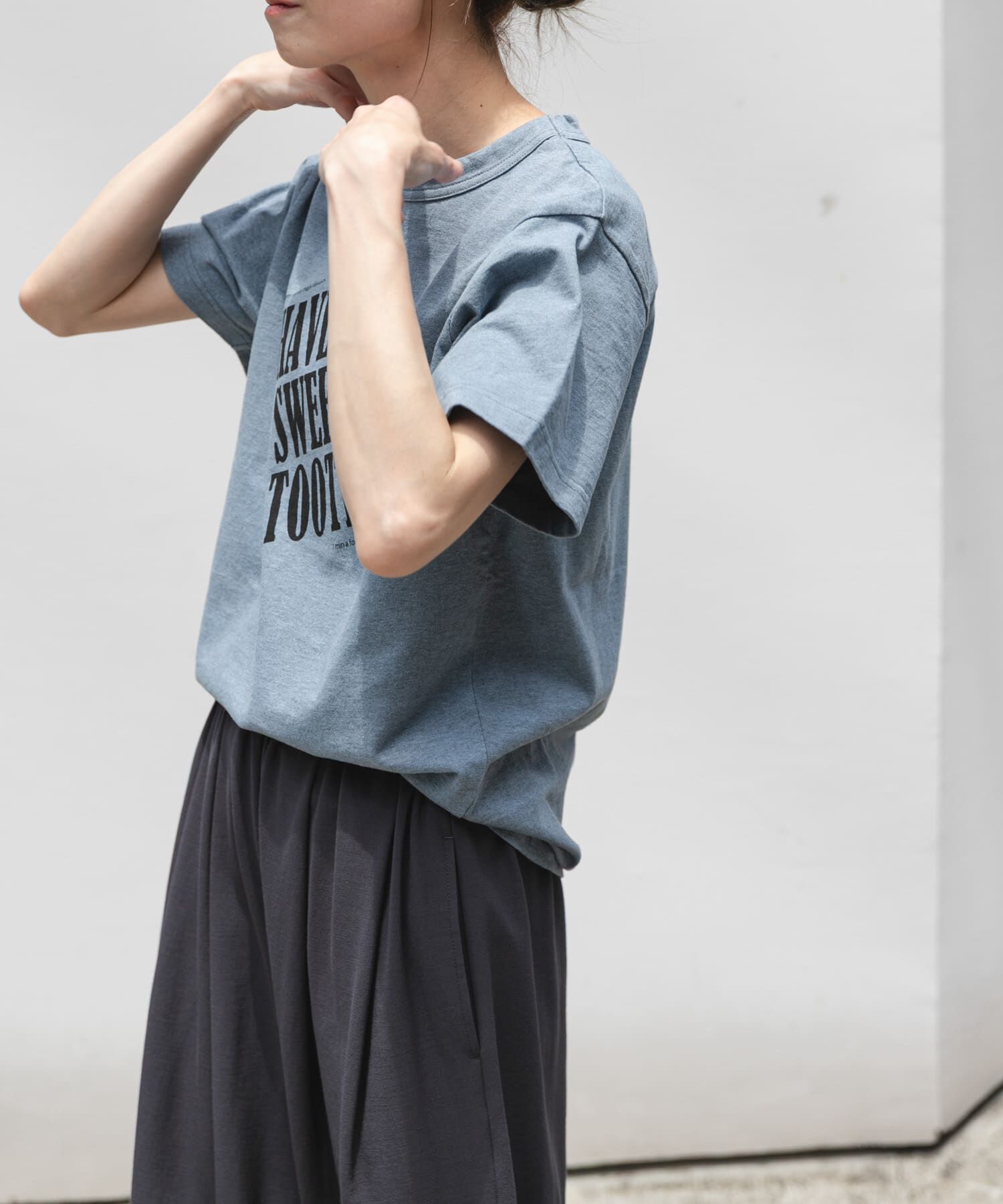 URBAN RESEARCH DOORS「FORK&SPOON　オーバーダイロゴTシャツ」|Tシャツ・カットソー|