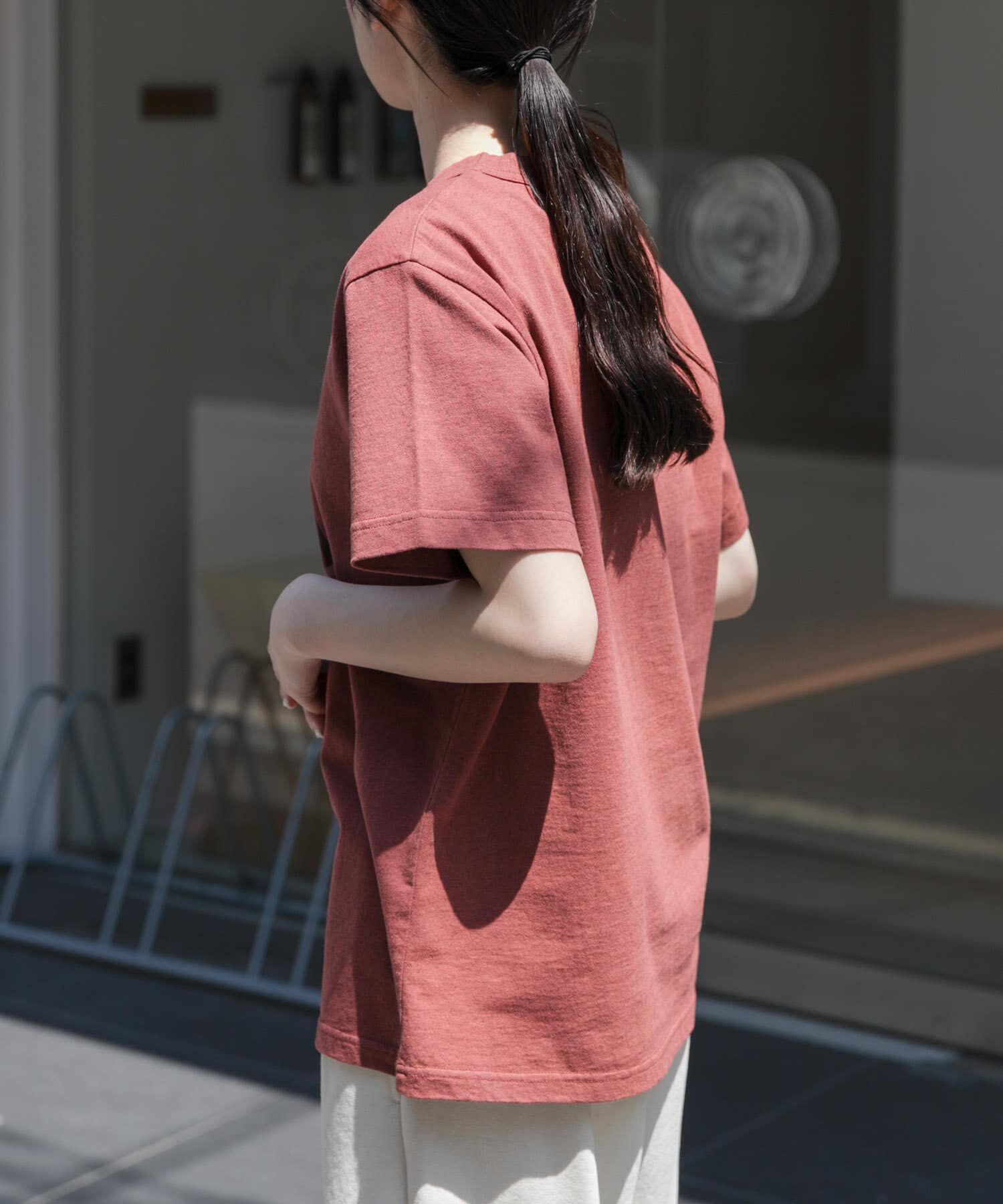 URBAN RESEARCH DOORS「FORK&SPOON　オーバーダイロゴTシャツ」|Tシャツ・カットソー|