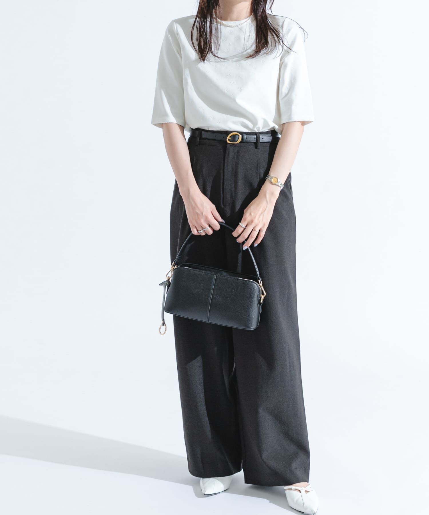 URBAN RESEARCH ROSSO「F by ROSSO　フラワー刺繍5分袖Tシャツ」|Tシャツ・カットソー|