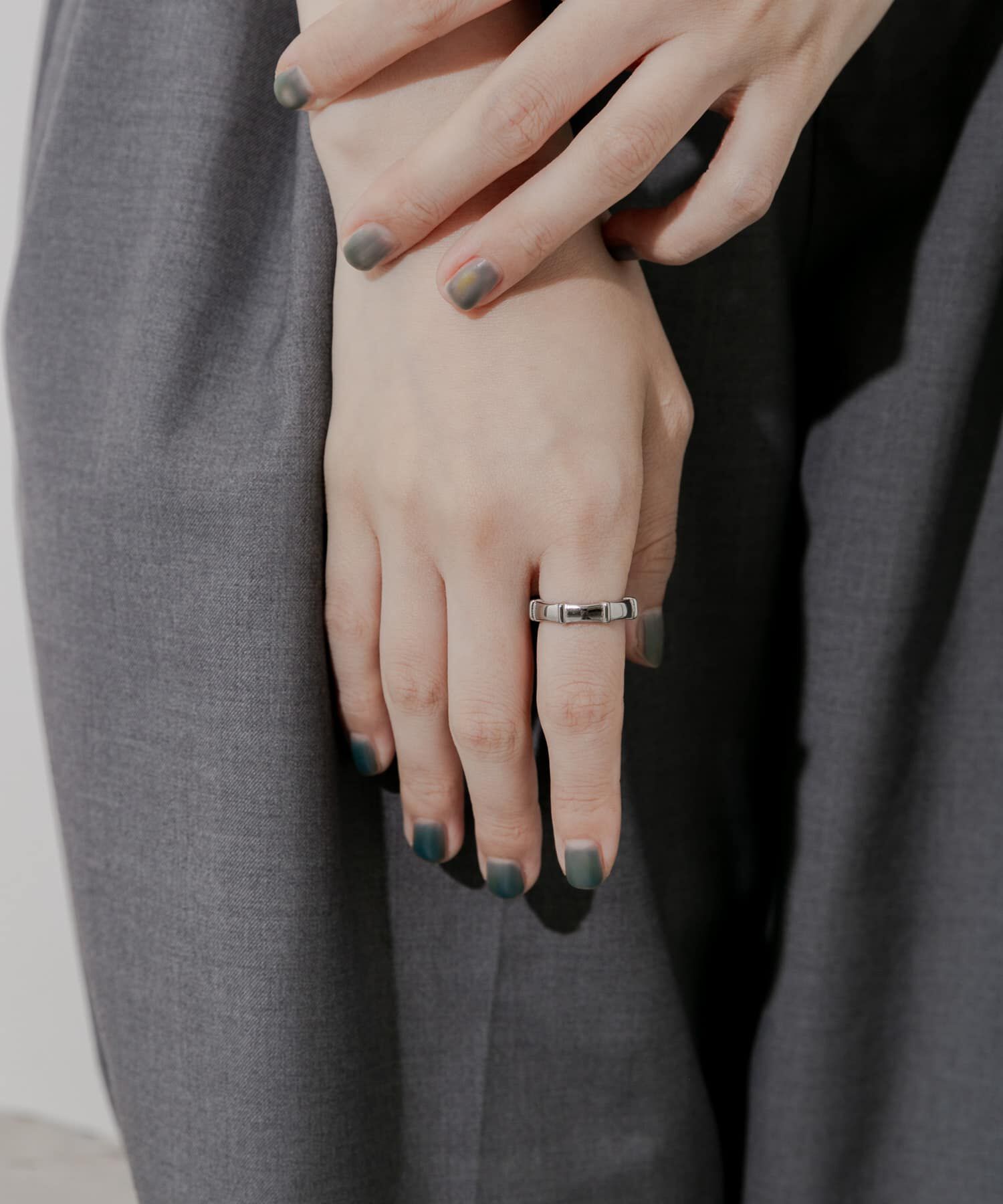 SMELLY「ステンレスバーティカルラインリング」|リング|