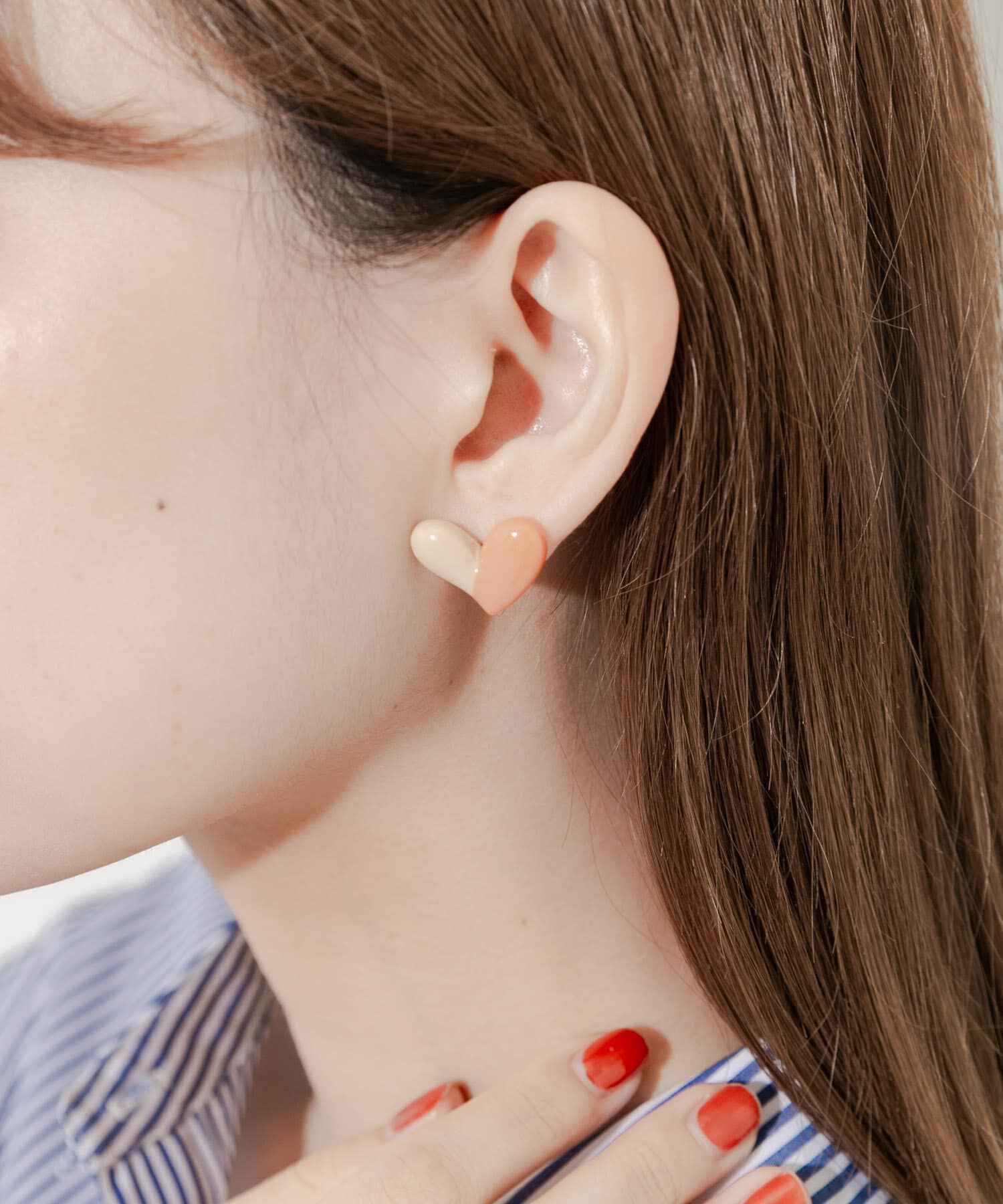 SMELLY「バイカラージュシハートピアス」|ピアス|