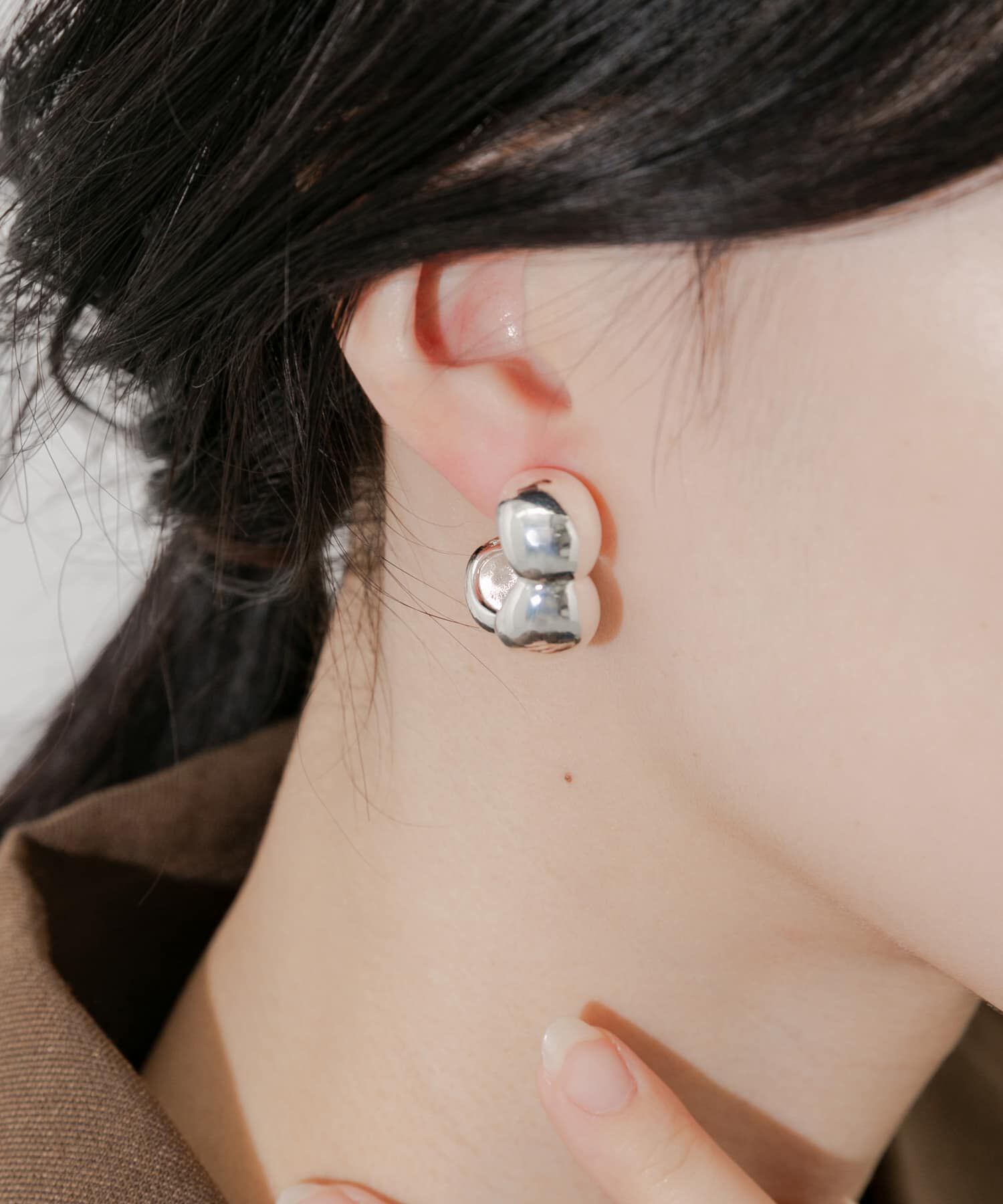 SMELLY「メタルデザインボリュームイヤリング」|イヤリング|