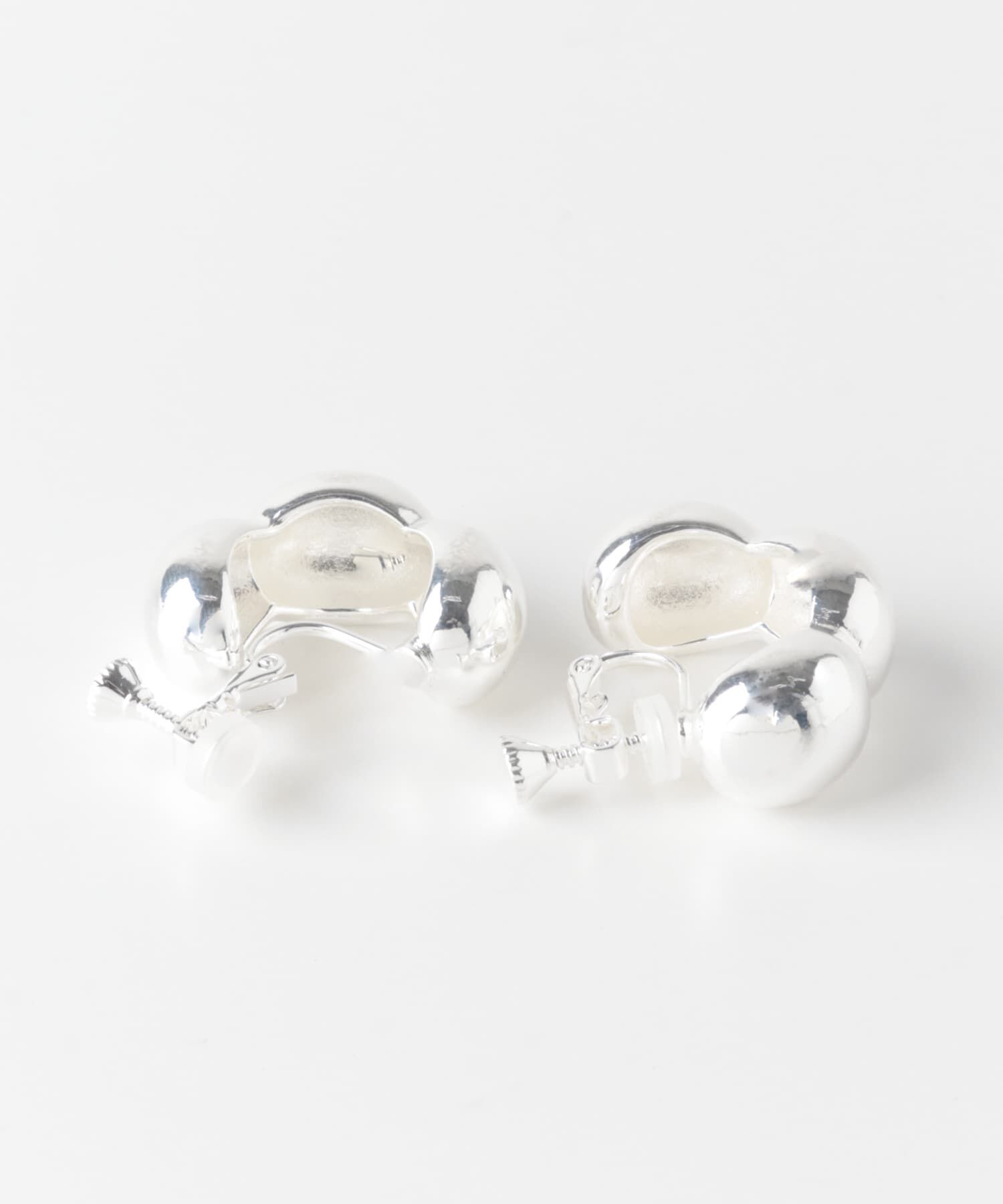 SMELLY「メタルデザインボリュームイヤリング」|イヤリング|