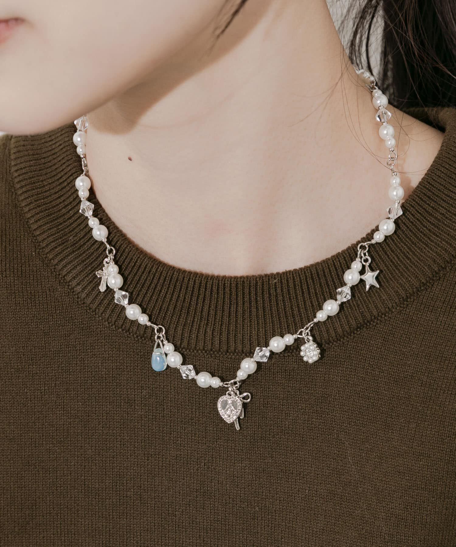 SMELLY「キラキラチャームパールネックレス」|ネックレス|