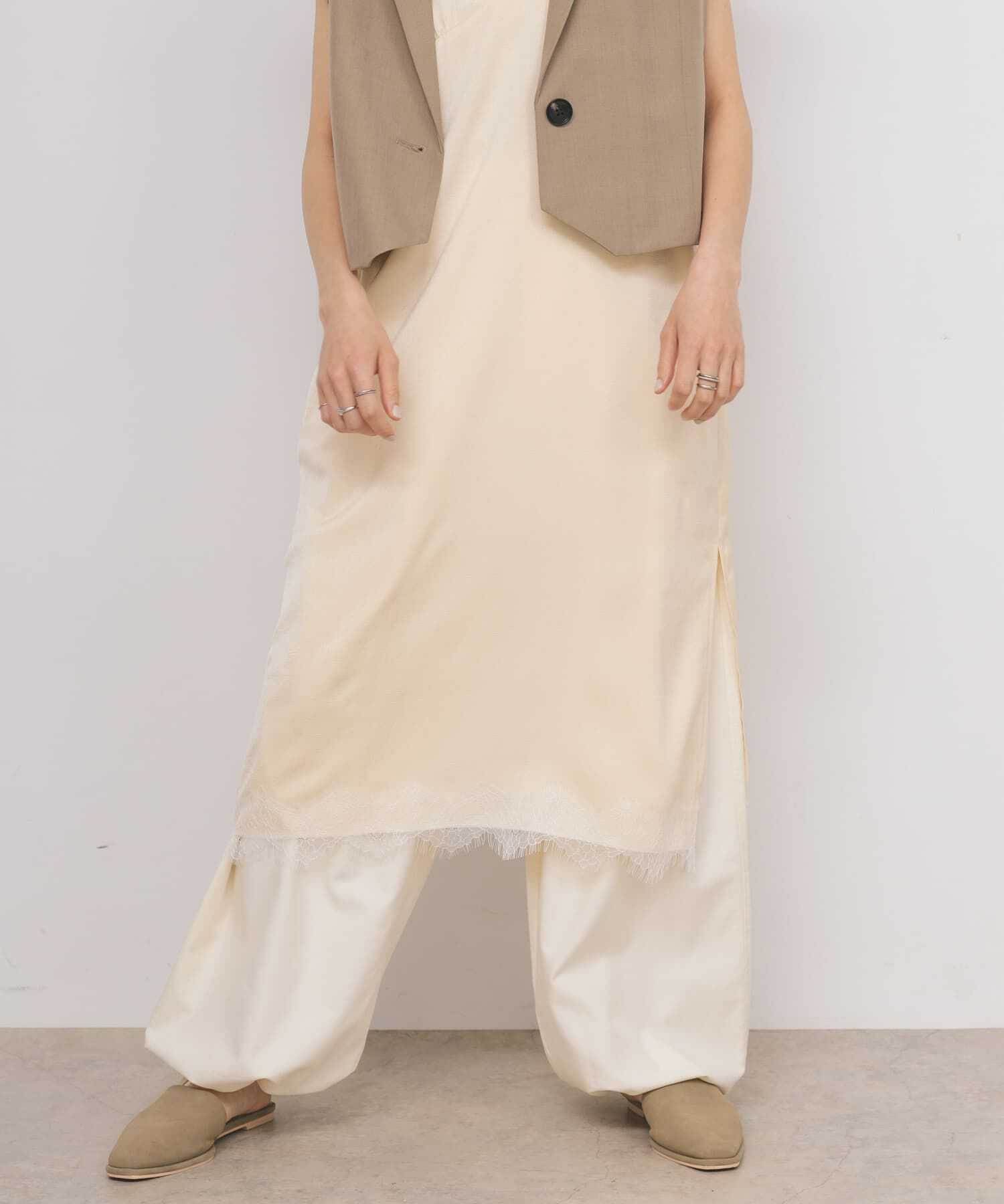  「レーストリムキャミワンピース」|ワンピース|