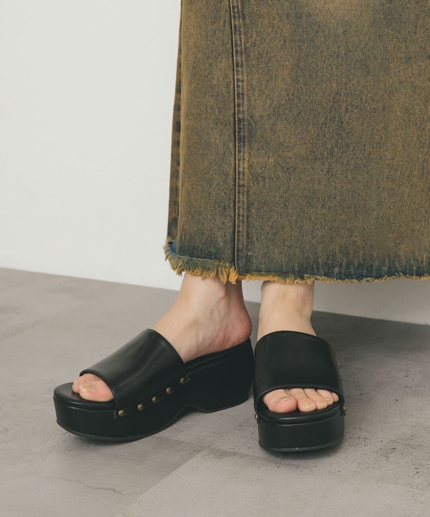  「スタッズサボサンダル」|サンダル|