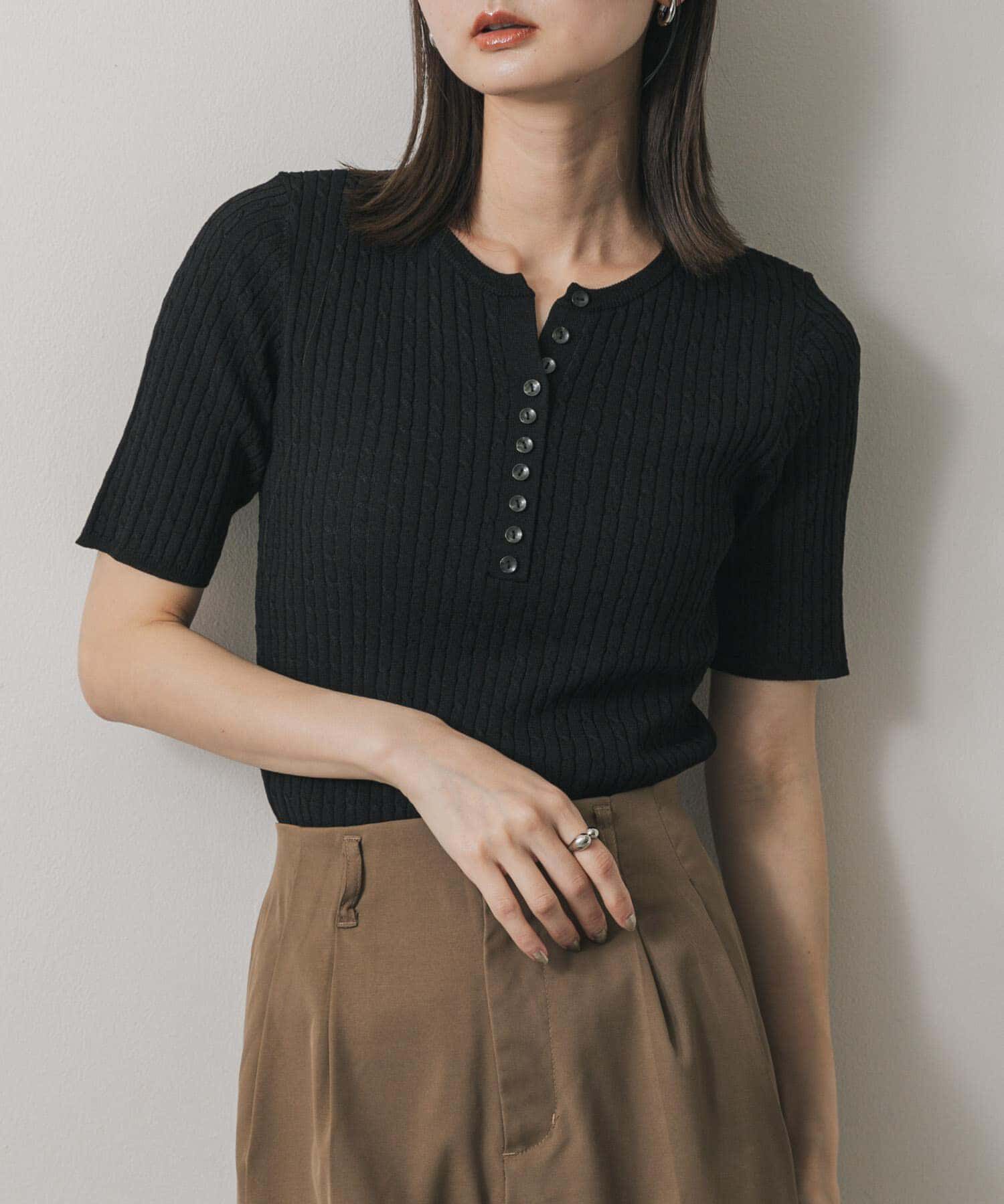 SENSE OF PLACE by URBAN RESEARCH「ヘンリーネックミニケーブルセーター(半袖)」|ニット・セーター|ブラック