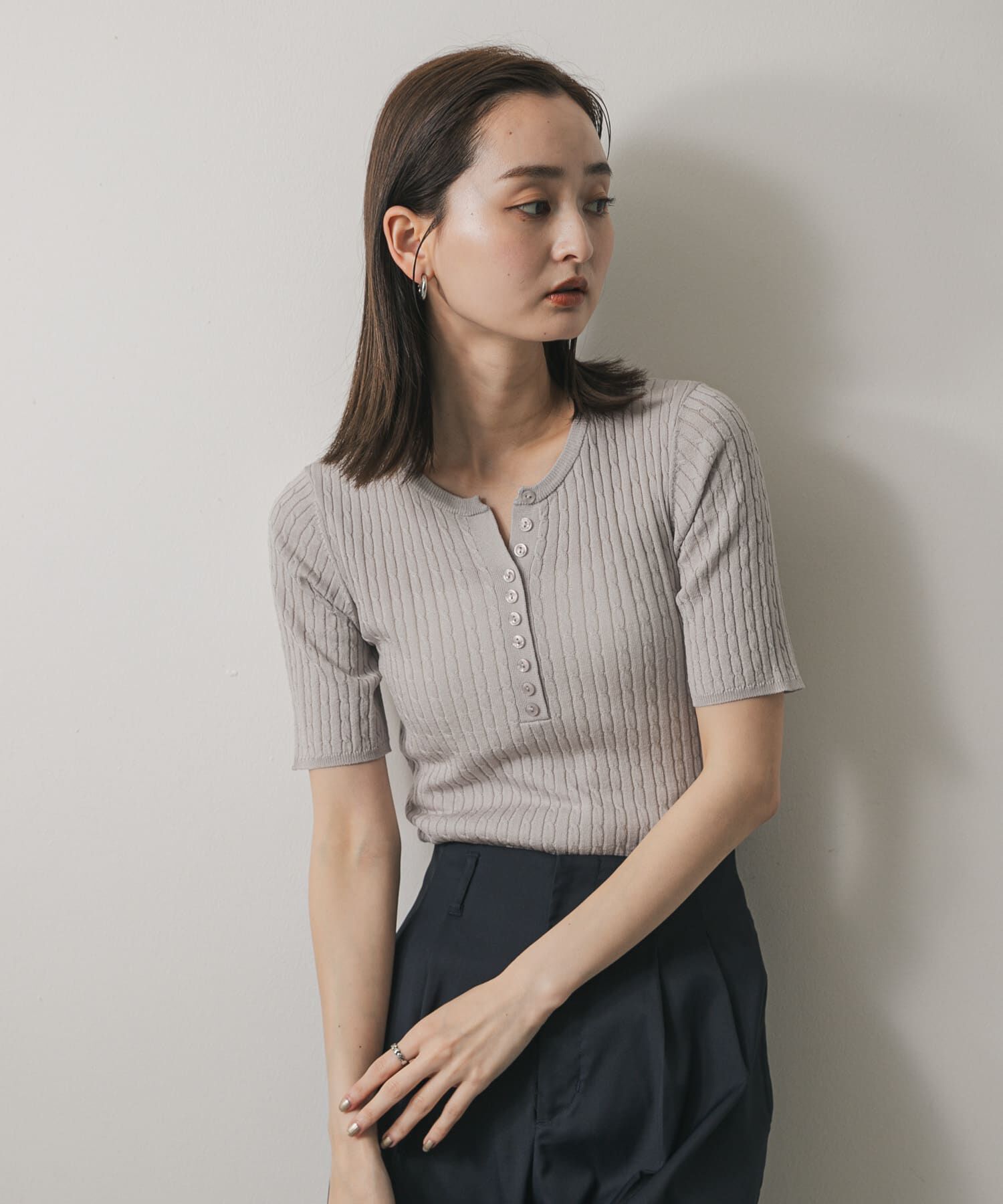 SENSE OF PLACE by URBAN RESEARCH「ヘンリーネックミニケーブルセーター(半袖)」|ニット・セーター|