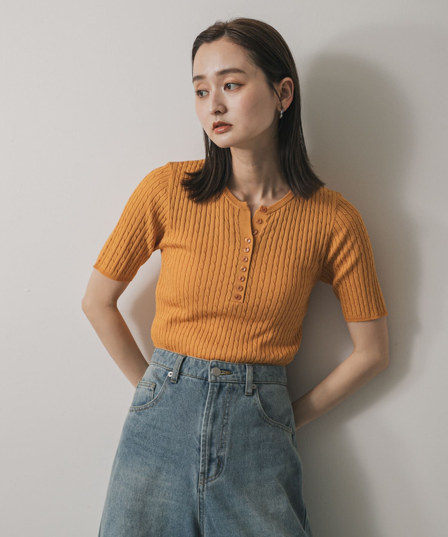 SENSE OF PLACE by URBAN RESEARCH「ヘンリーネックミニケーブルセーター(半袖)」|ニット・セーター|