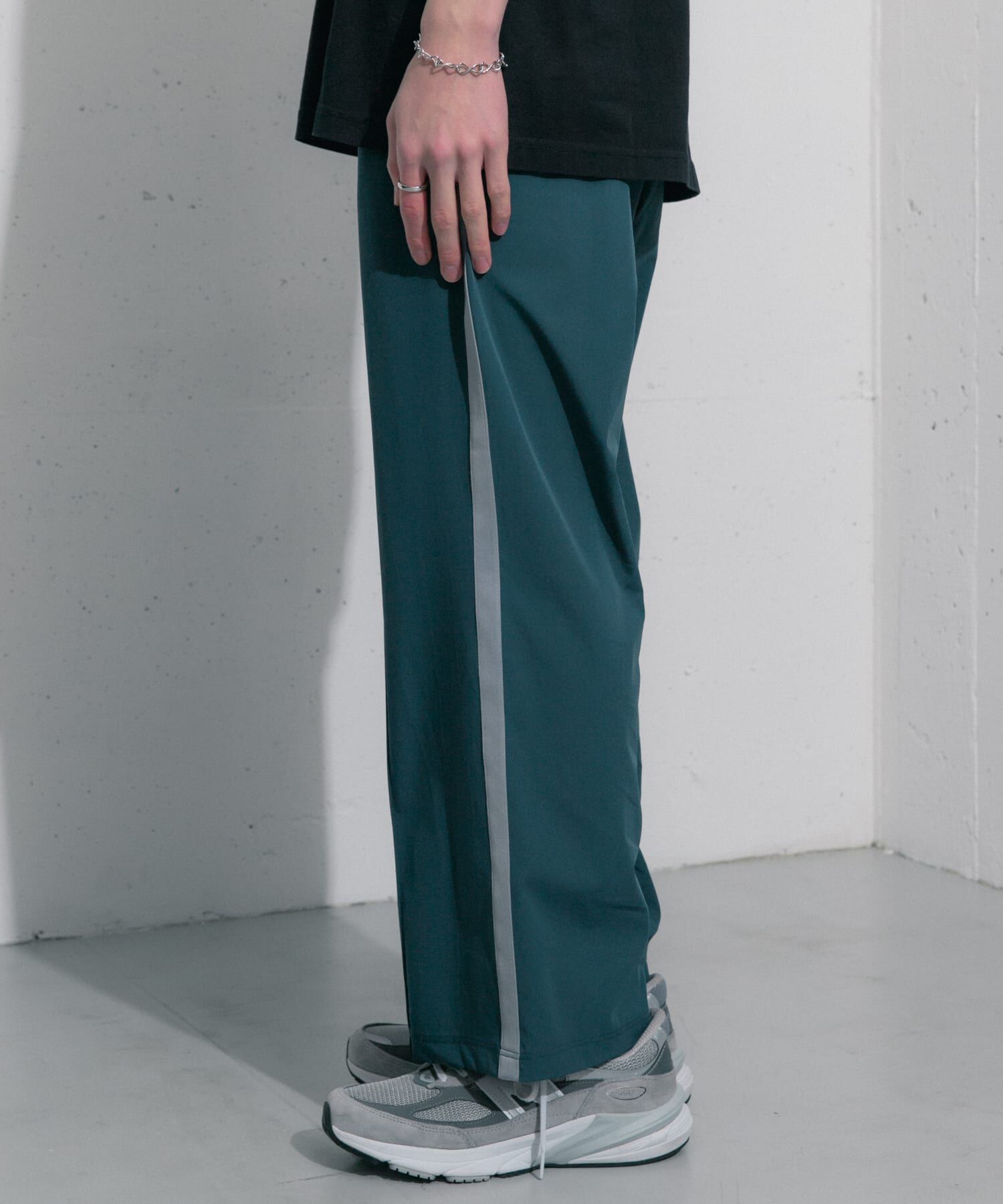 SENSE OF PLACE by URBAN RESEARCH「Uiscel　4wayストレッチサイドラインパンツ」|その他|