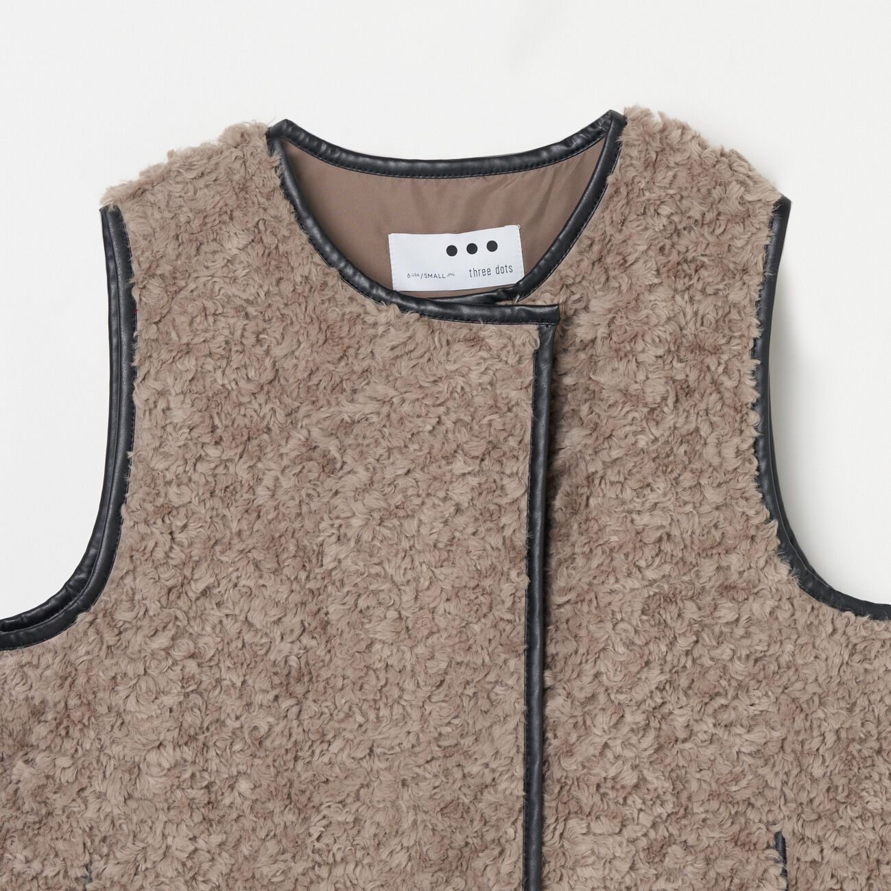  「THREE DOTS POODLE BOA GILET」|デニムジャケット|