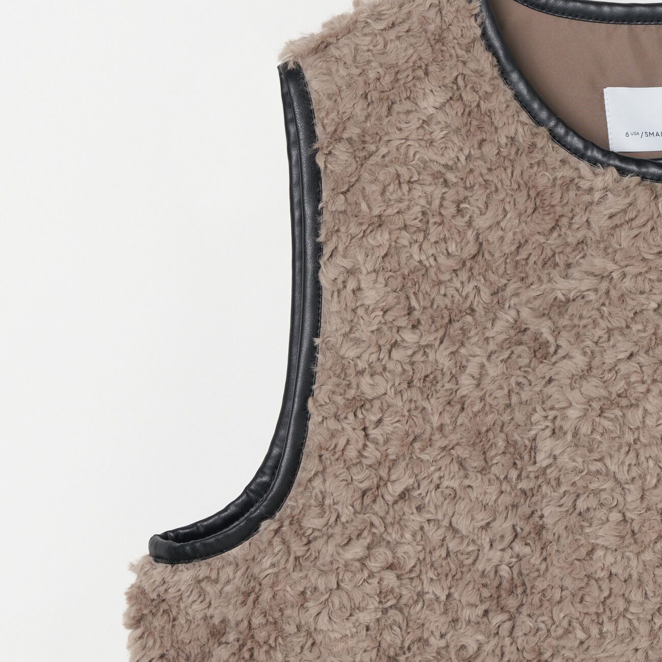  「THREE DOTS POODLE BOA GILET」|デニムジャケット|