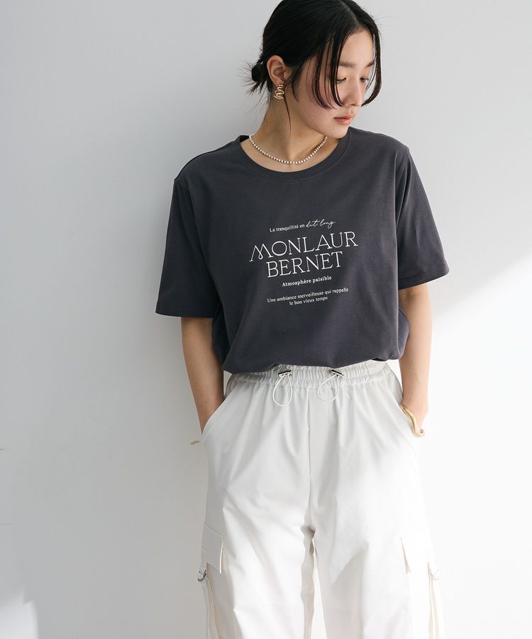 Green Parks「BEST PRICE フェミニンロゴレギュラーTシャツ」|Tシャツ・カットソー|Charcoal Gray