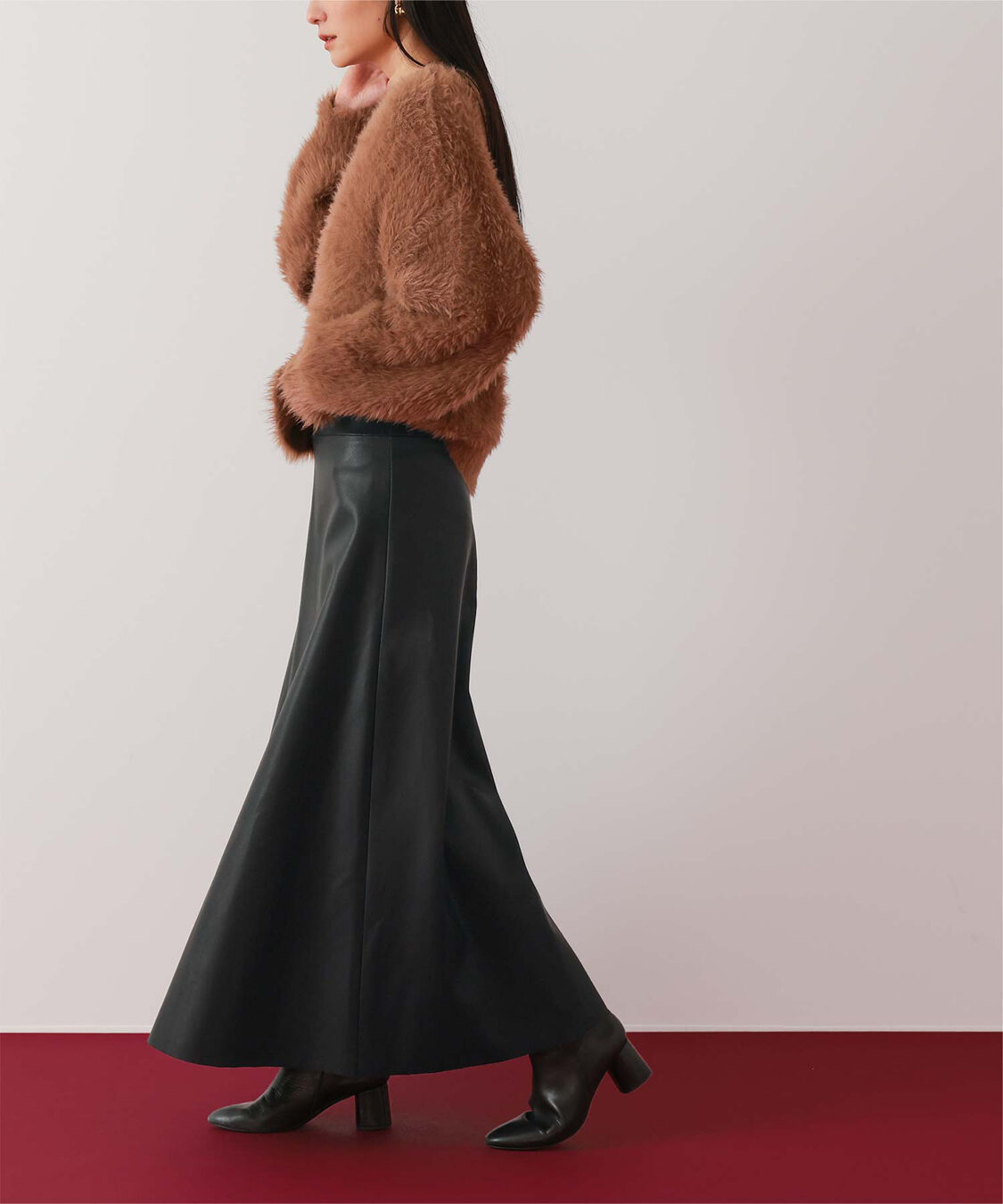 ur's「フェイクレザーフレアスカート」|スカート|