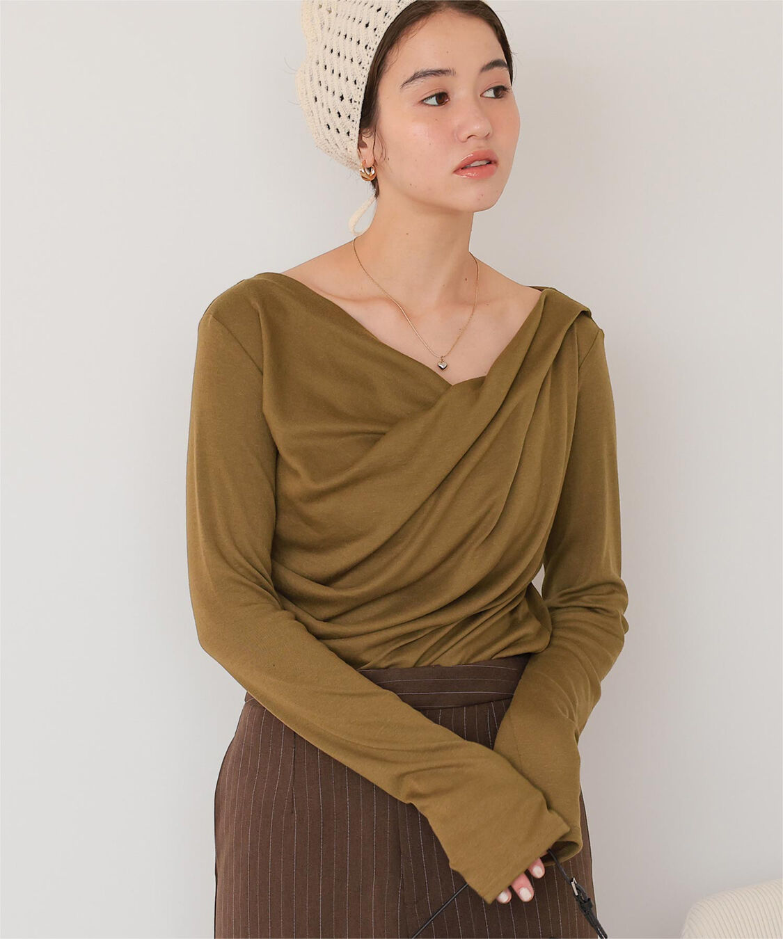 titivate「オフショルダーロングスリーブTシャツ」|Tシャツ・カットソー|