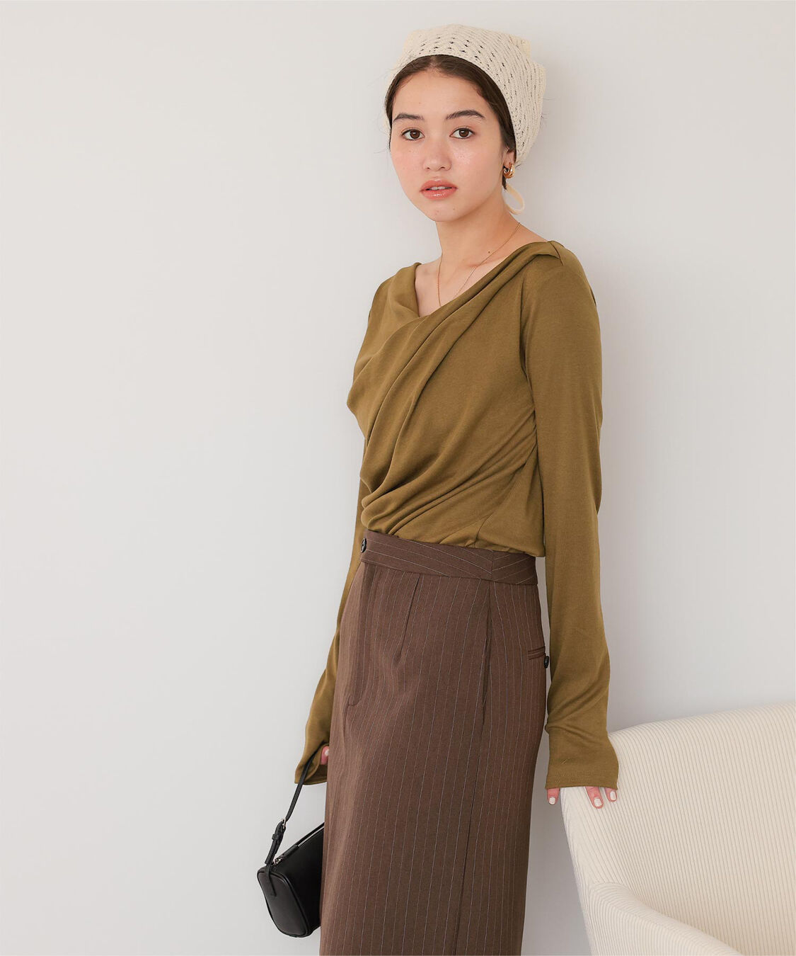 titivate「オフショルダーロングスリーブTシャツ」|Tシャツ・カットソー|