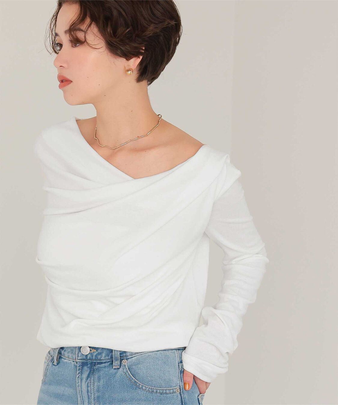 titivate「オフショルダーロングスリーブTシャツ」|Tシャツ・カットソー|