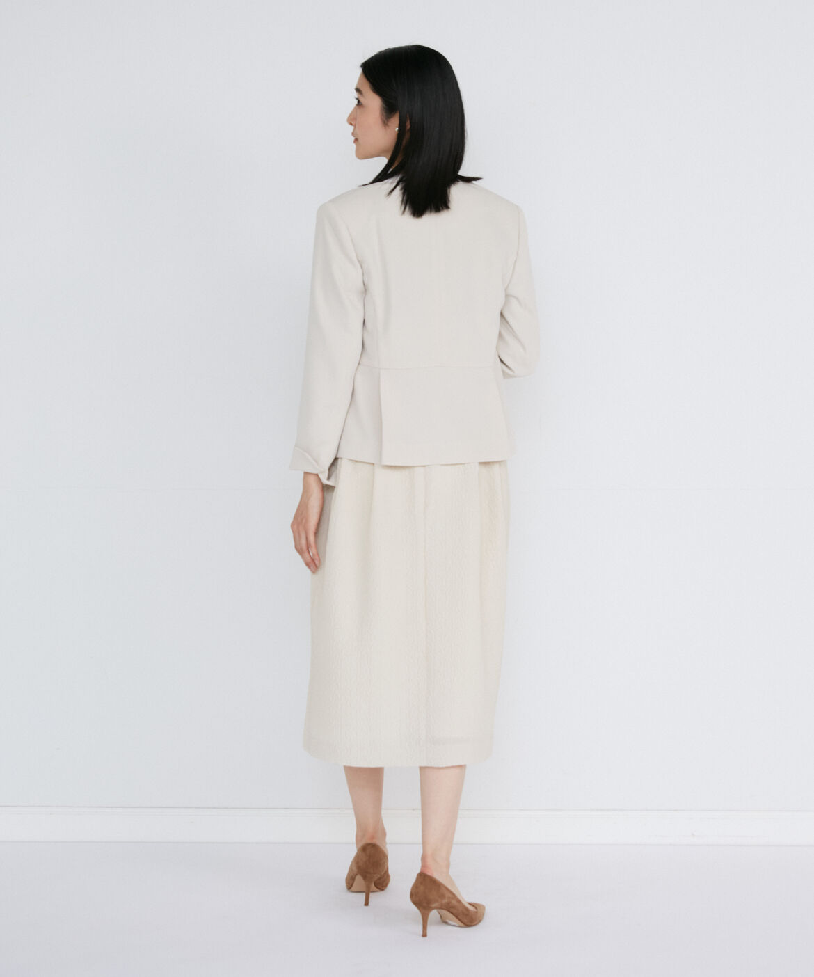 INED「ノーカラータックジャケット」|ノーカラージャケット|