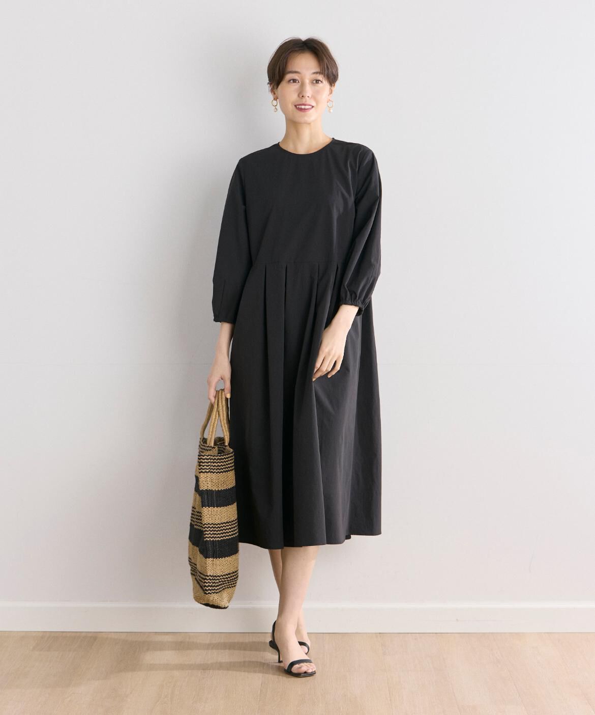 7-IDconcept.「《大きいサイズ》コットンライクウエスト切替ワンピース」|ワンピース|ブラック