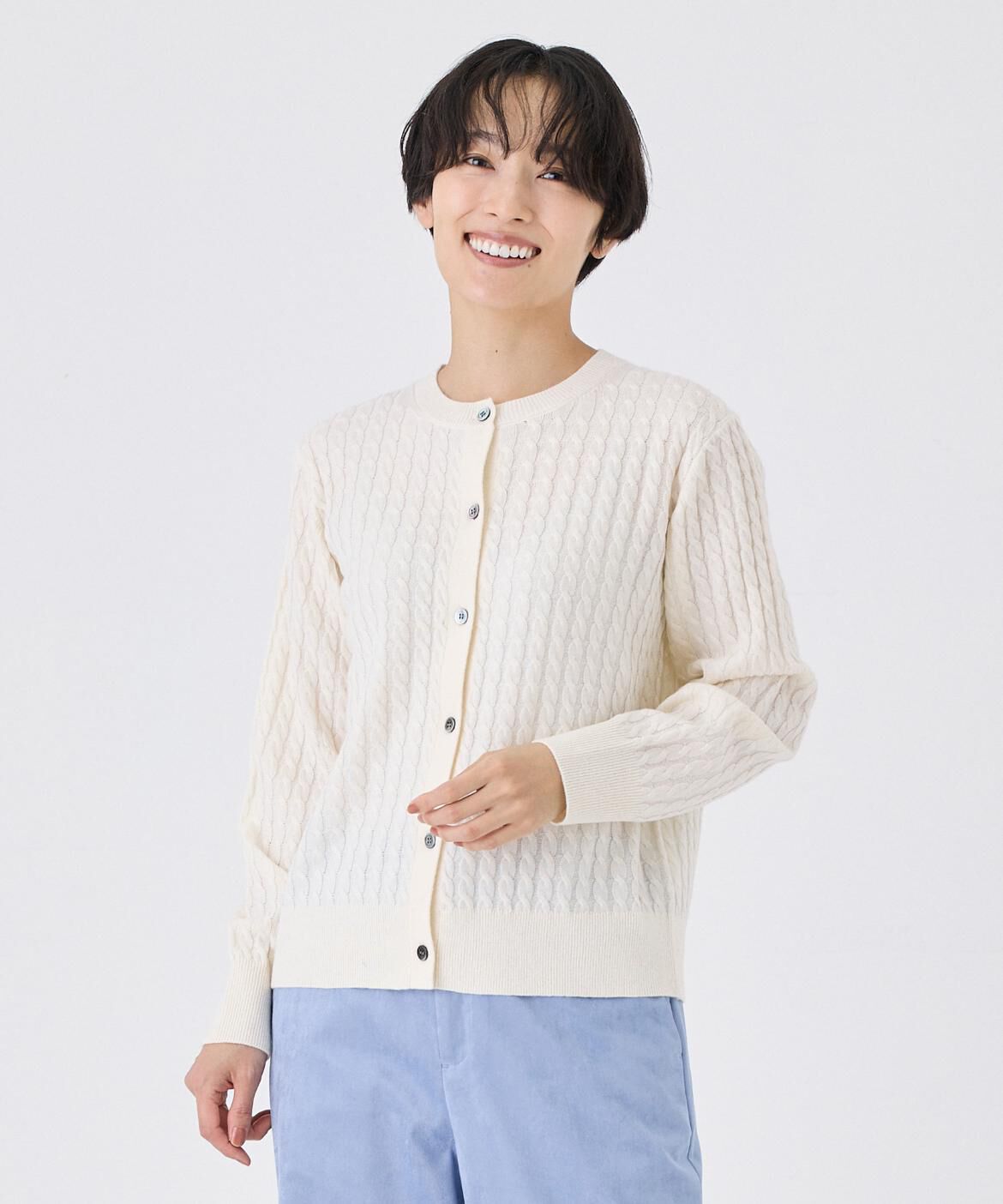 I.T.'S international「ケーブル柄クルーネックカーディガン」|カーディガン|
