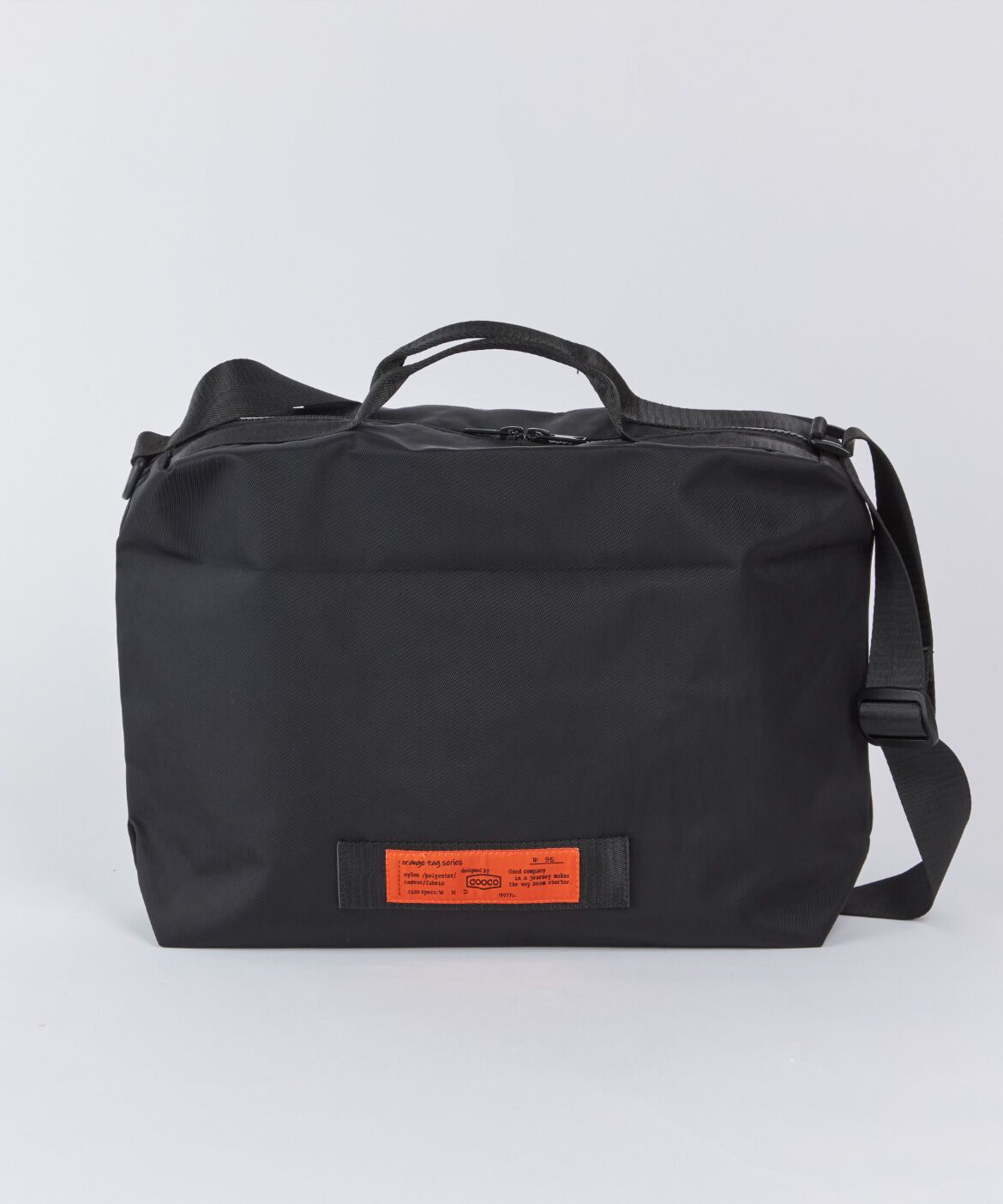 DAY by DAY it&rsquo;s international「撥水ショルダーバッグ/A4対応《COOCO/クーコ》」|ショルダー・メッセンジャー|