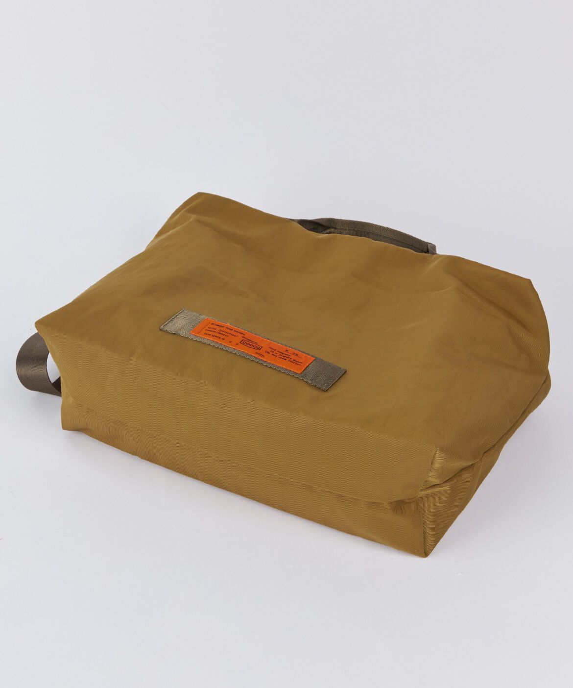 DAY by DAY it&rsquo;s international「撥水ショルダーバッグ/A4対応《COOCO/クーコ》」|ショルダー・メッセンジャー|