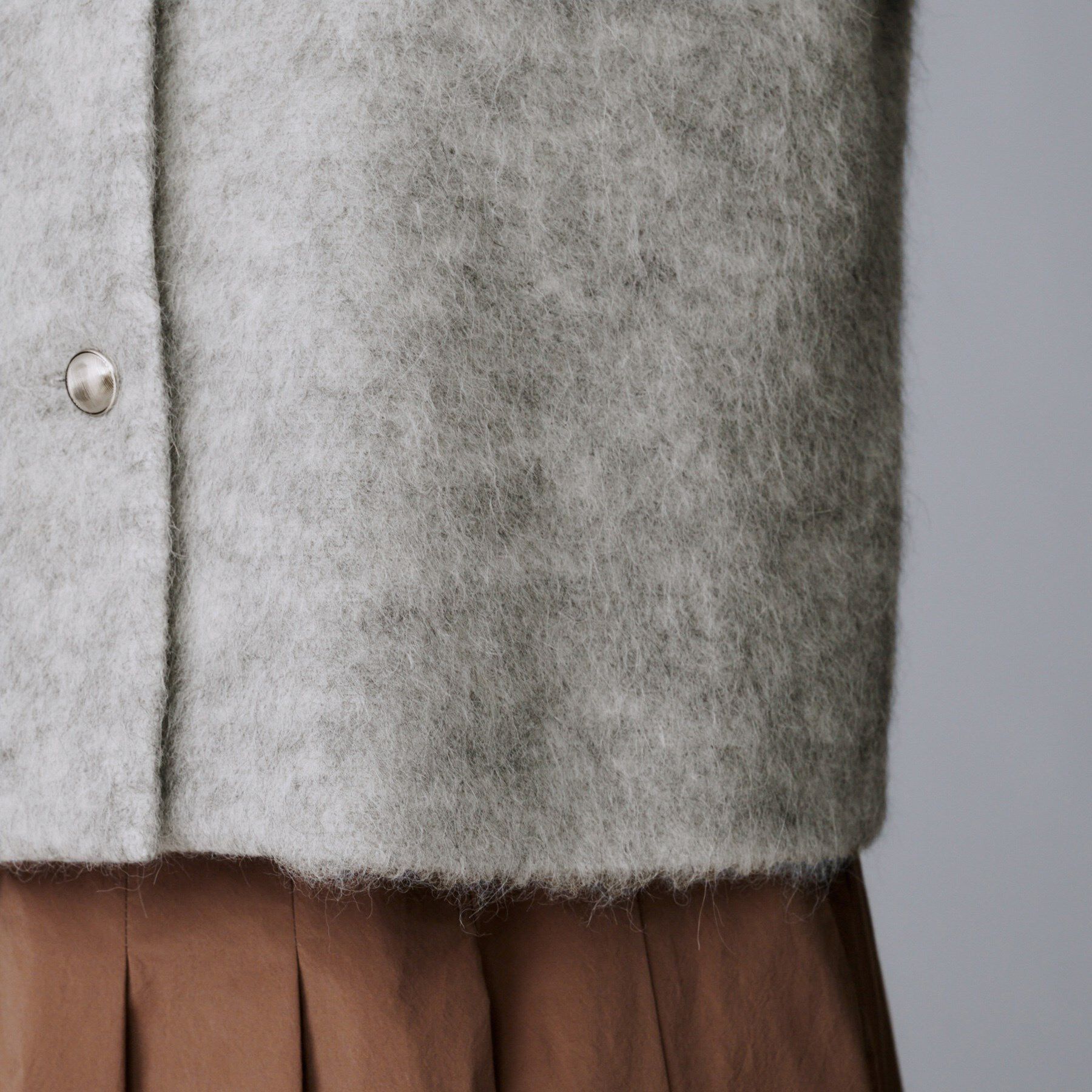 UNTITLED「【ジャケット風/メタルボタン】アルパカ混シャギーカーディガン」|カーディガン|