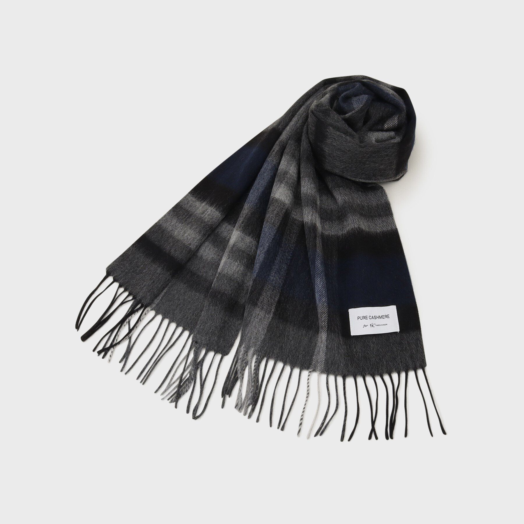 tk.TAKEO KIKUCHI「カシミヤチェックマフラー」|ストール|チャコールグレー(2