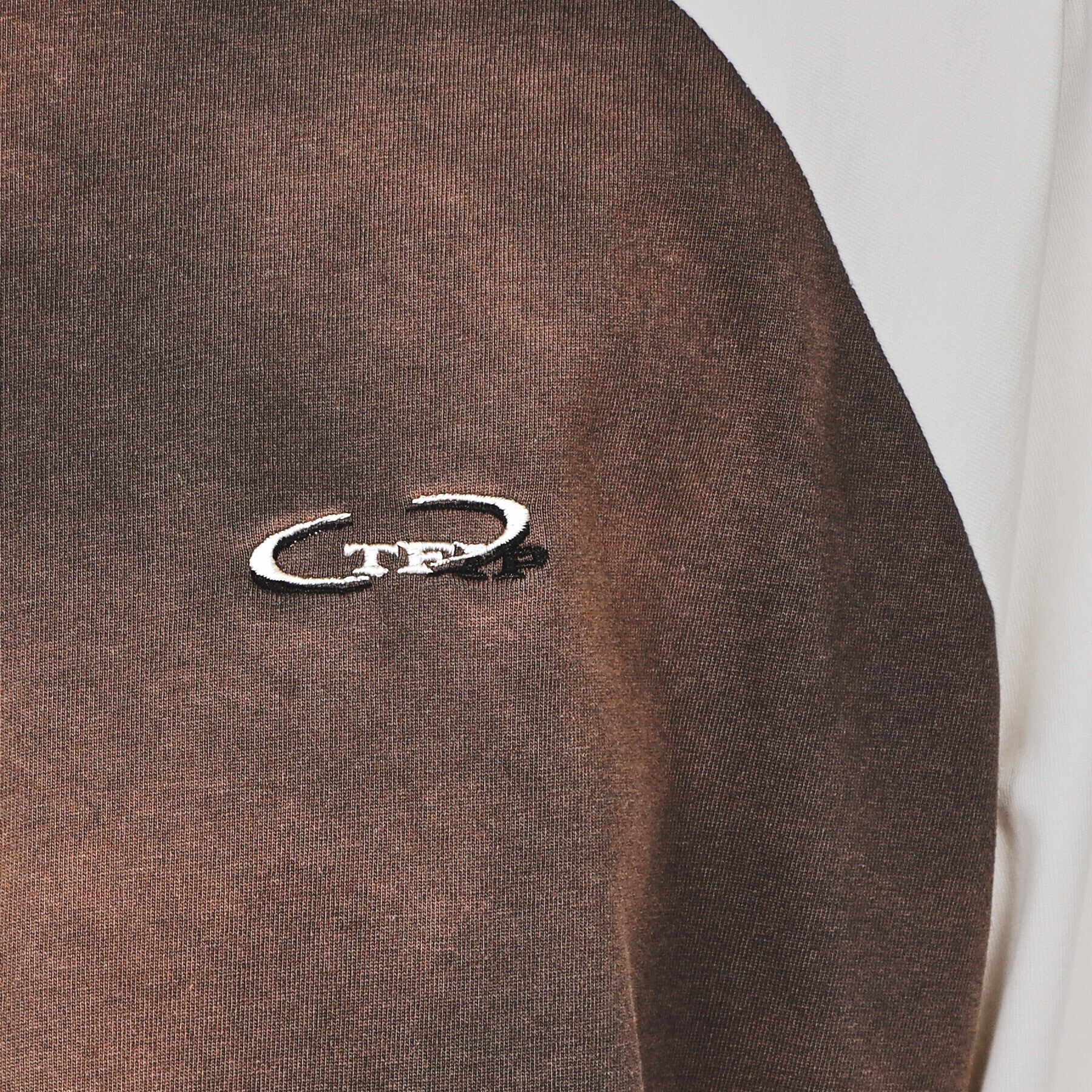 tk.TAKEO KIKUCHI「ブリーチラグランスリーブTシャツ」|Tシャツ・カットソー|