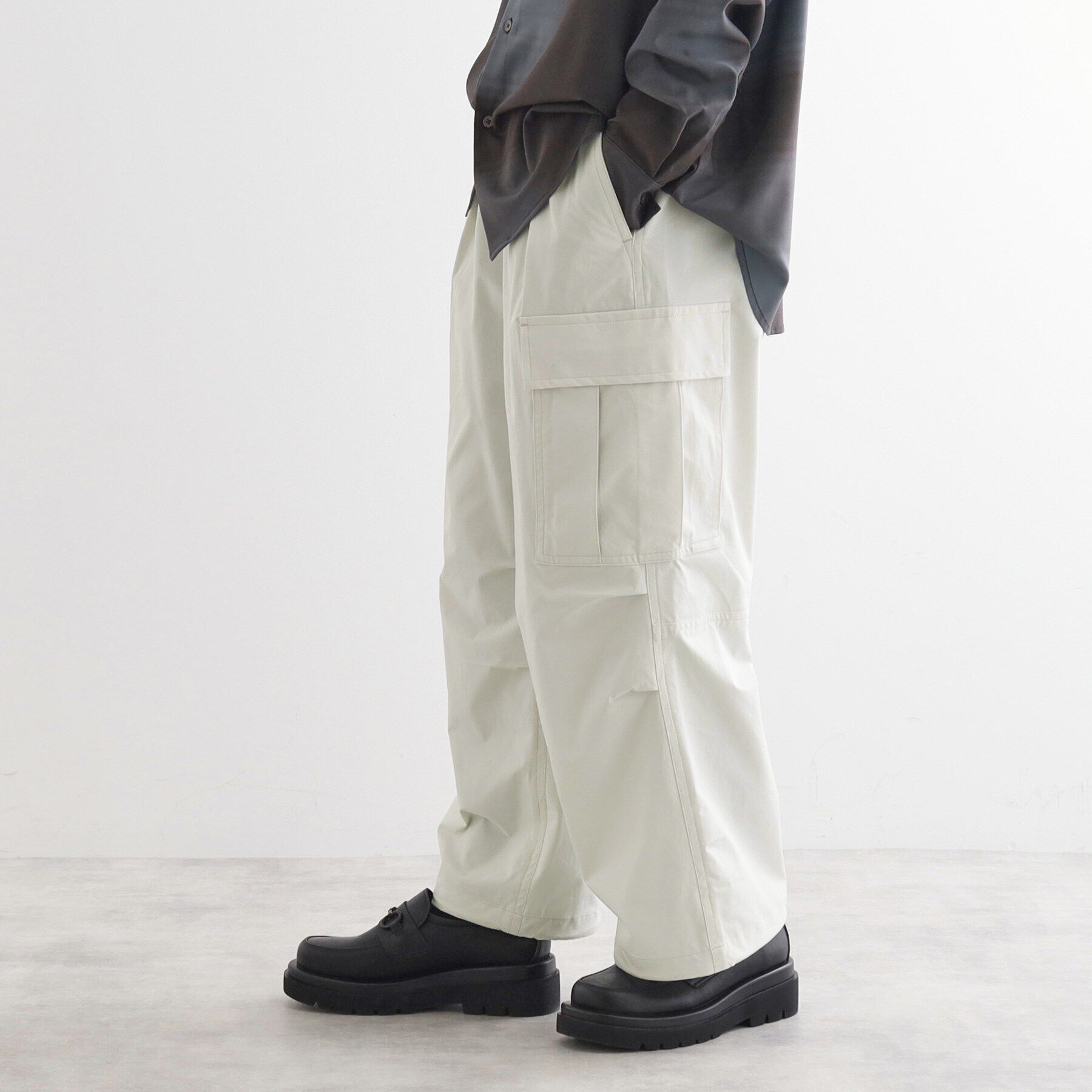 tk.TAKEO KIKUCHI「【機能素材】AMATAストレッチカーゴパンツ」|その他|オフホワイト(003