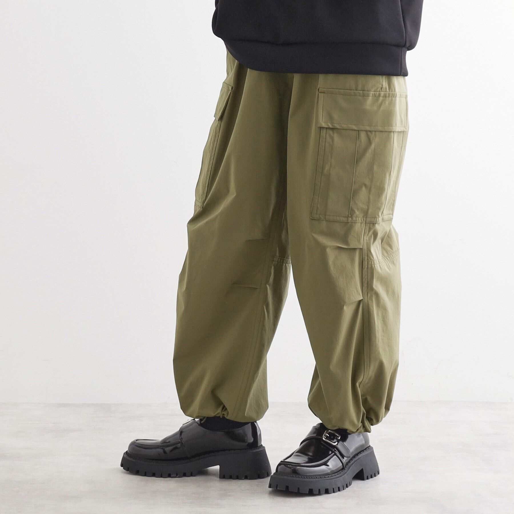 tk.TAKEO KIKUCHI「【機能素材】AMATAストレッチカーゴパンツ」|その他|