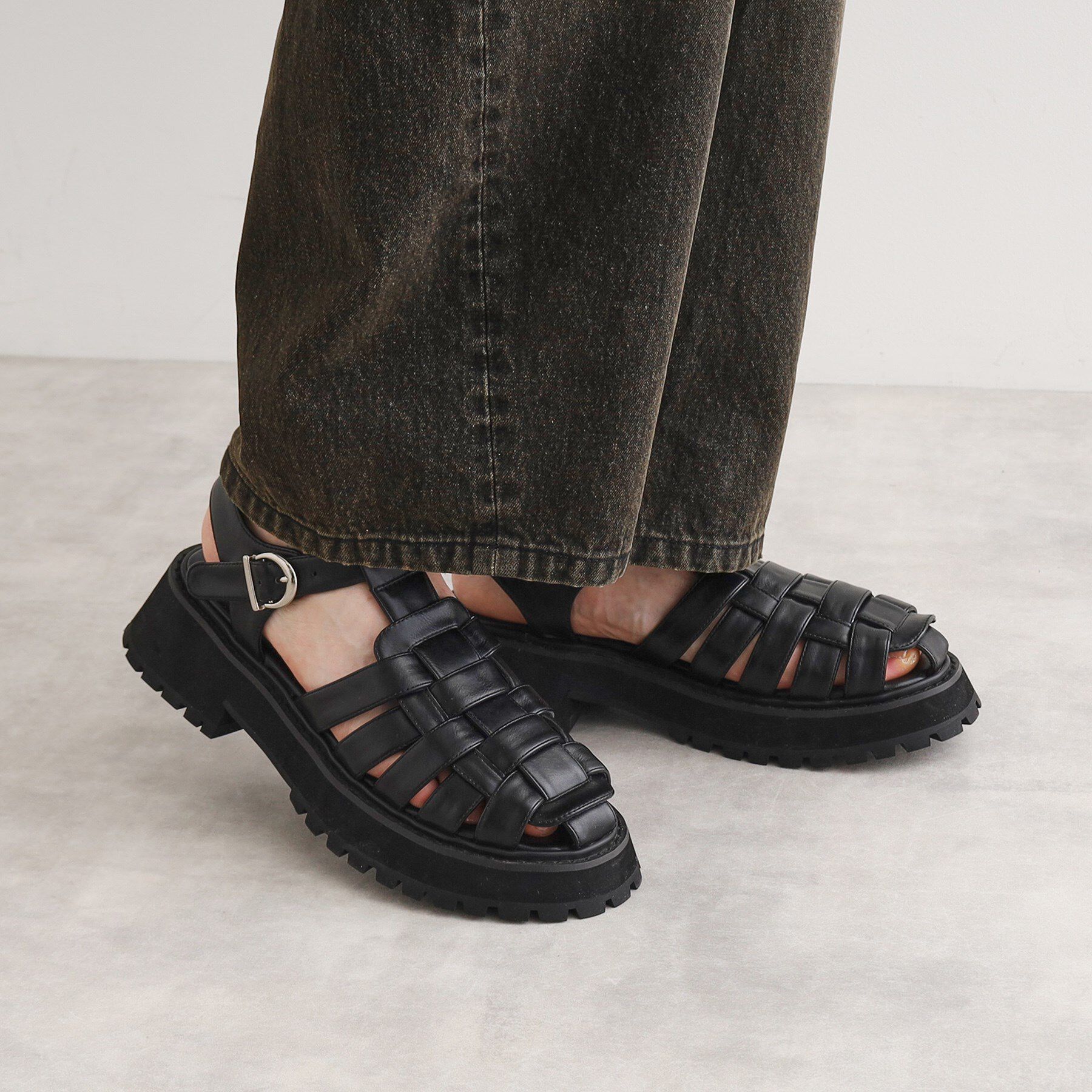 tk.TAKEO KIKUCHI「グルカチャンキーサンダル」|サンダル|