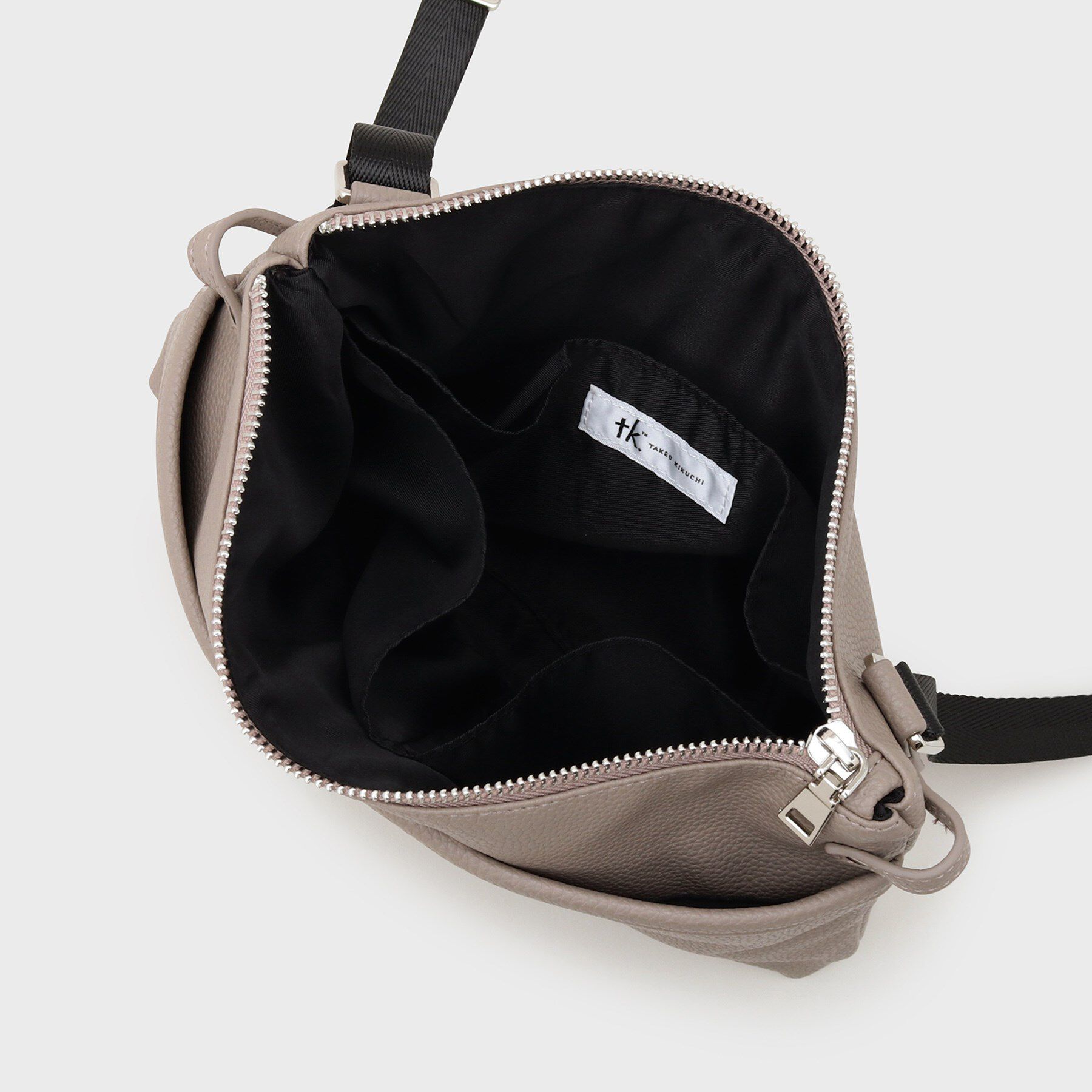 tk.TAKEO KIKUCHI「シボサコッシュバッグ」|ショルダー・メッセンジャー|