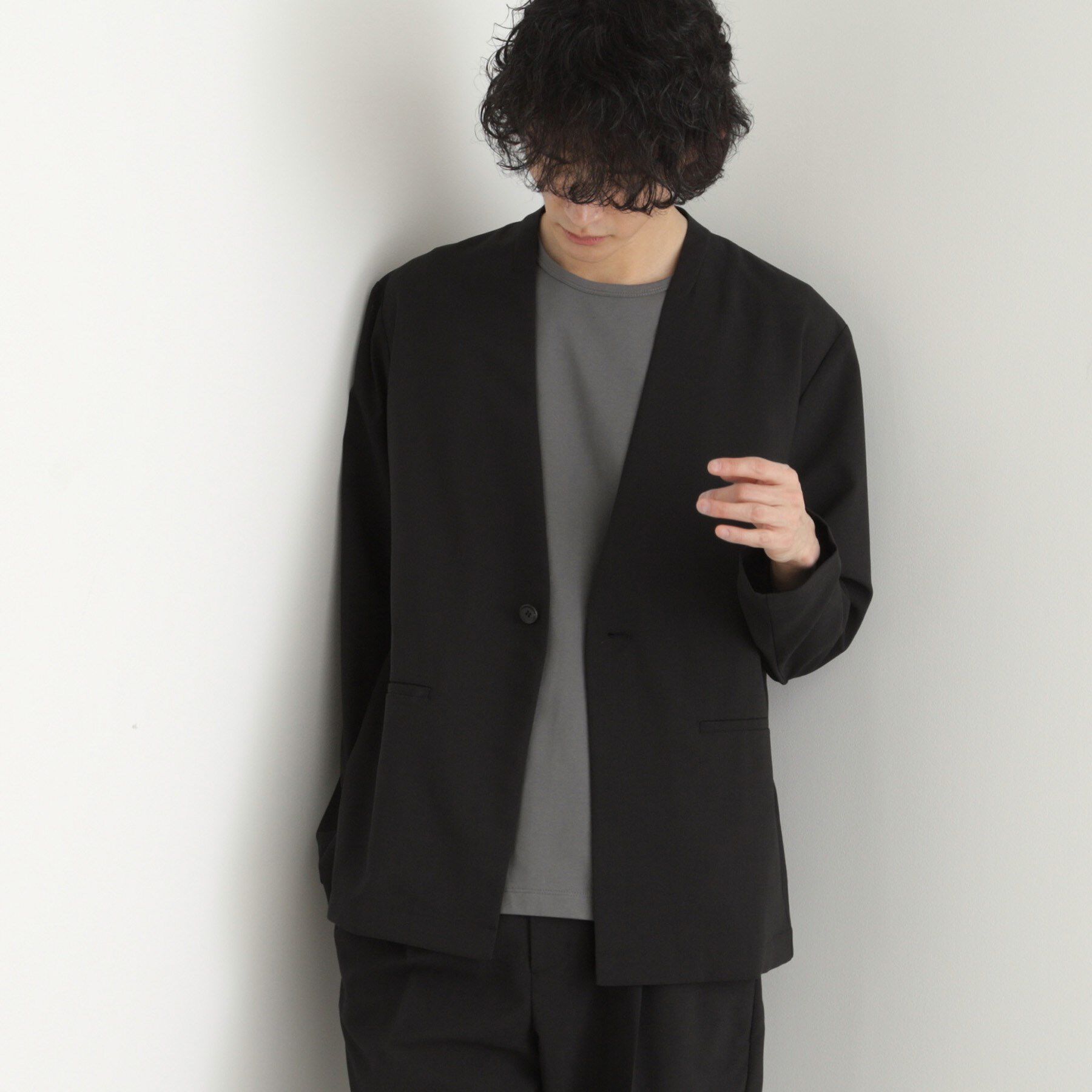 tk.TAKEO KIKUCHI「【WEB限定 マシンウォッシャブル】機能性エアリードライノーカラーセットアップ/ノーカラージャケット」|スーツ|