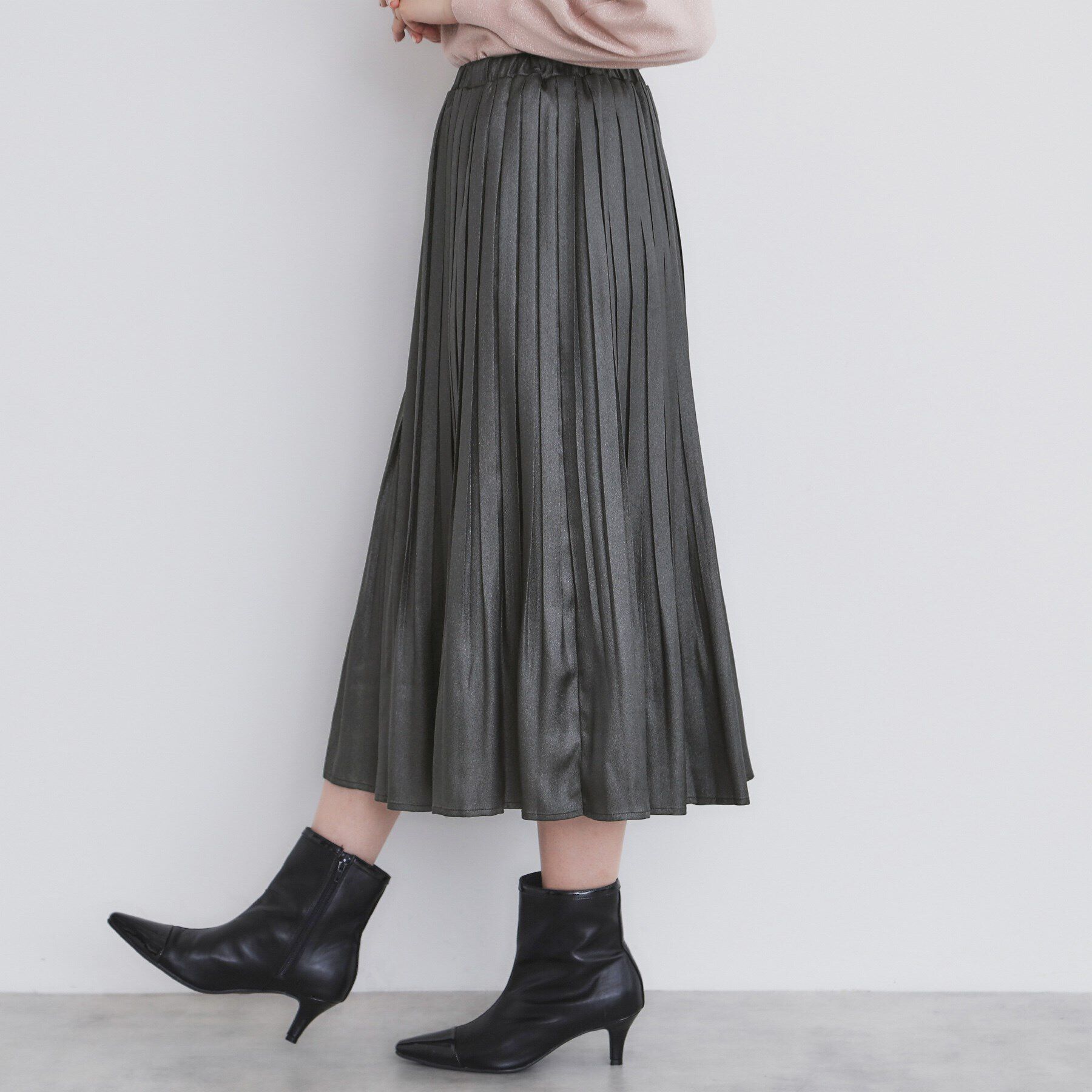 index「シャイニーサテンプリーツスカート【洗濯機洗い可/防シワ】」|スカート|