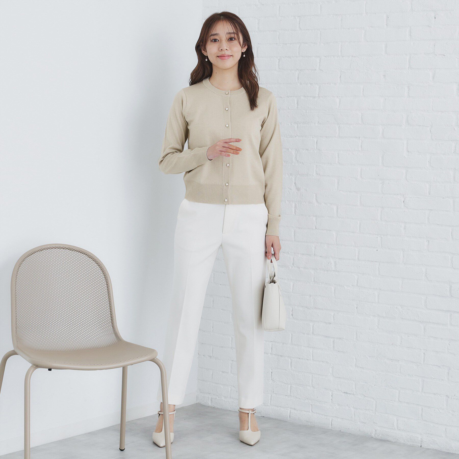 index「≪エマール検証済≫7colorビジュー釦クルーネックカーディガン【洗濯機洗い可】」|カーディガン|