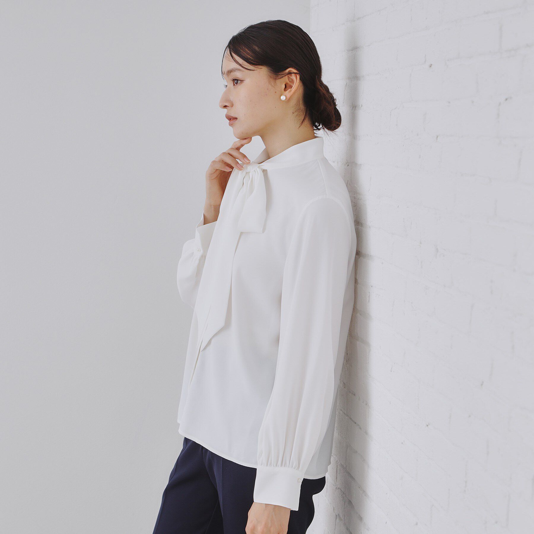 OPAQUE.CLIP「《通勤・セレモニー対応》ボウタイブラウス【洗濯機洗い可】」|シャツ・ブラウス|