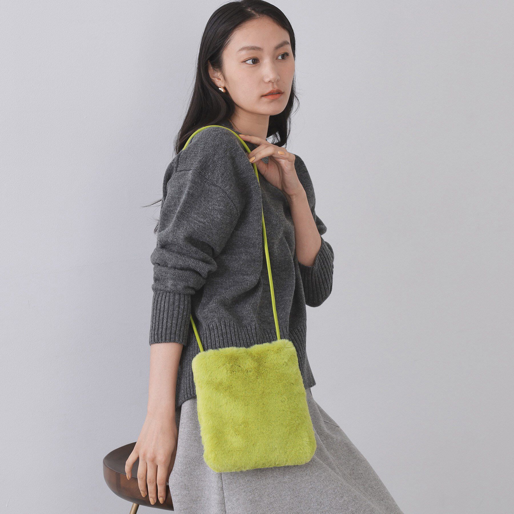 OPAQUE.CLIP「【11色展開】フェイクファースクエアミニポシェット」|ショルダー・メッセンジャー|グリーン(825)