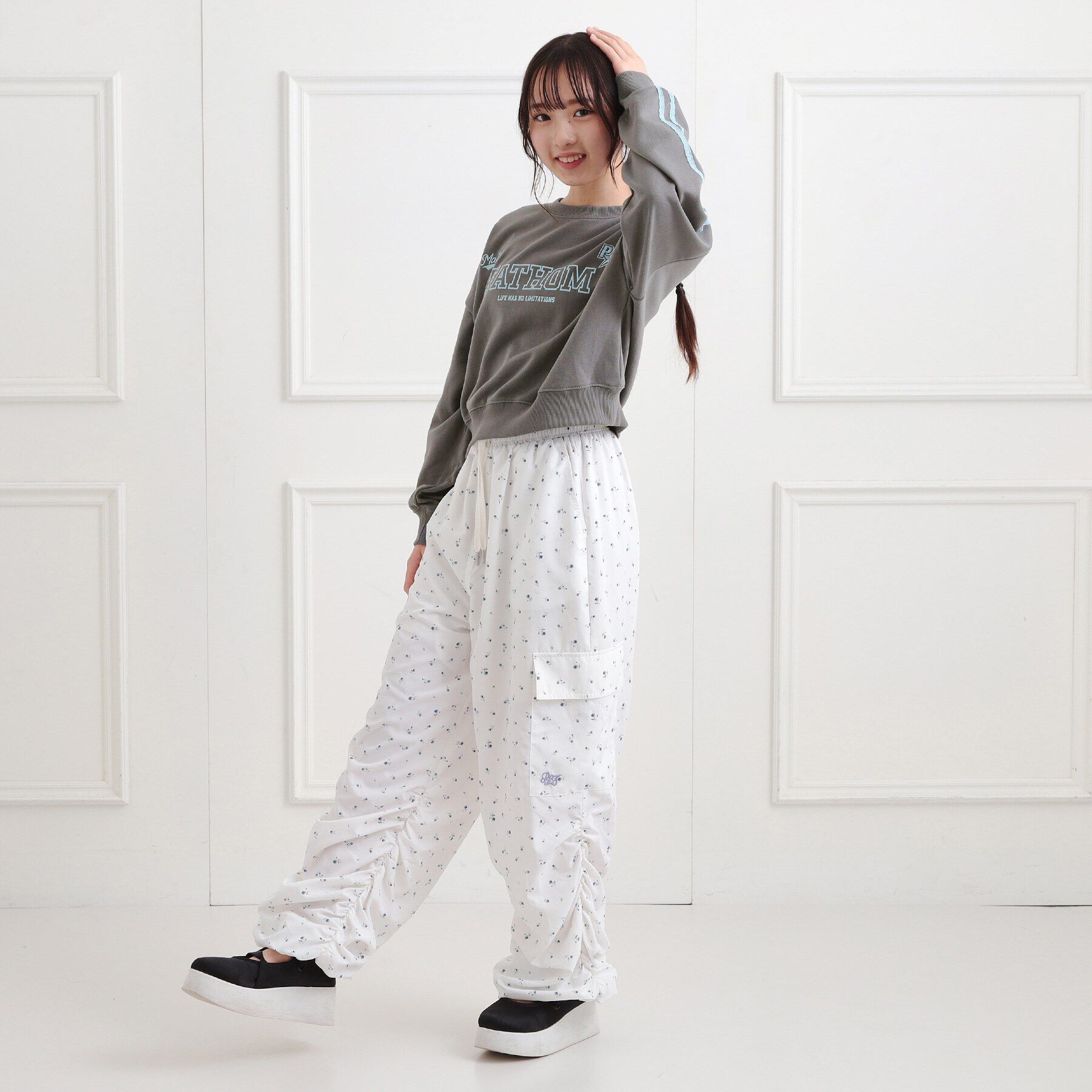 PINK-latte「ミニ裏レースライン短丈プルオーバー」|Tシャツ・カットソー|