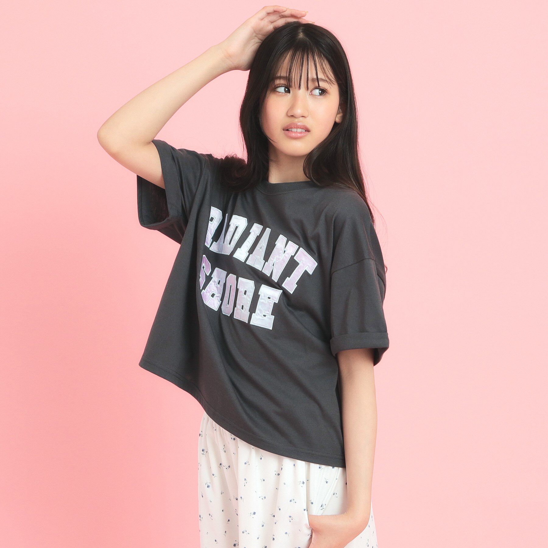 PINK-latte「サテンアップリケカレッジTシャツ」|Tシャツ・カットソー|