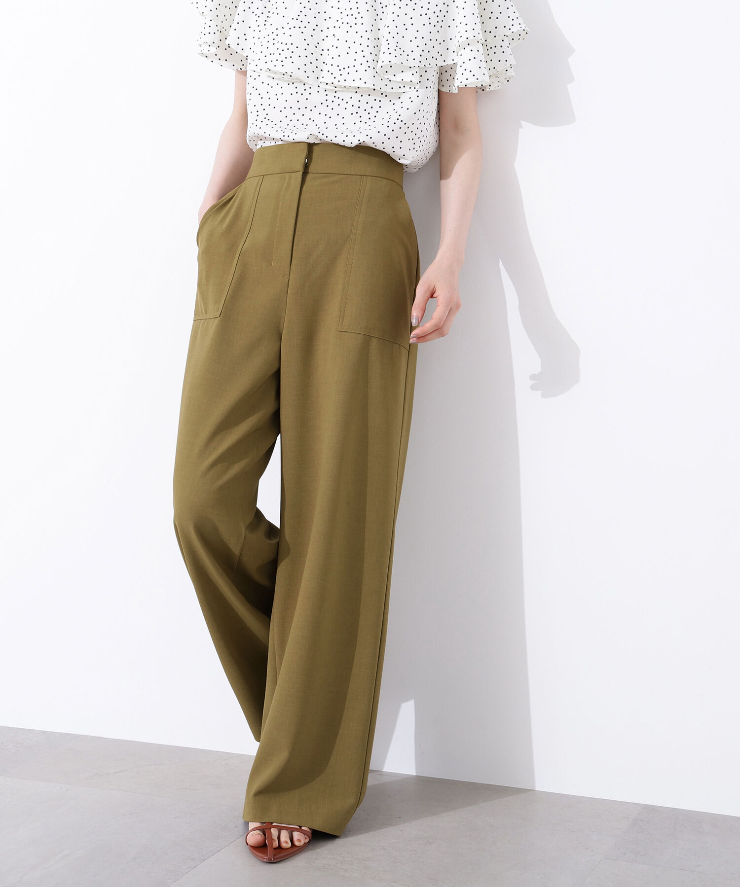  「ドライタッチストレートワイドパンツ《WEB限定商品》」|その他|