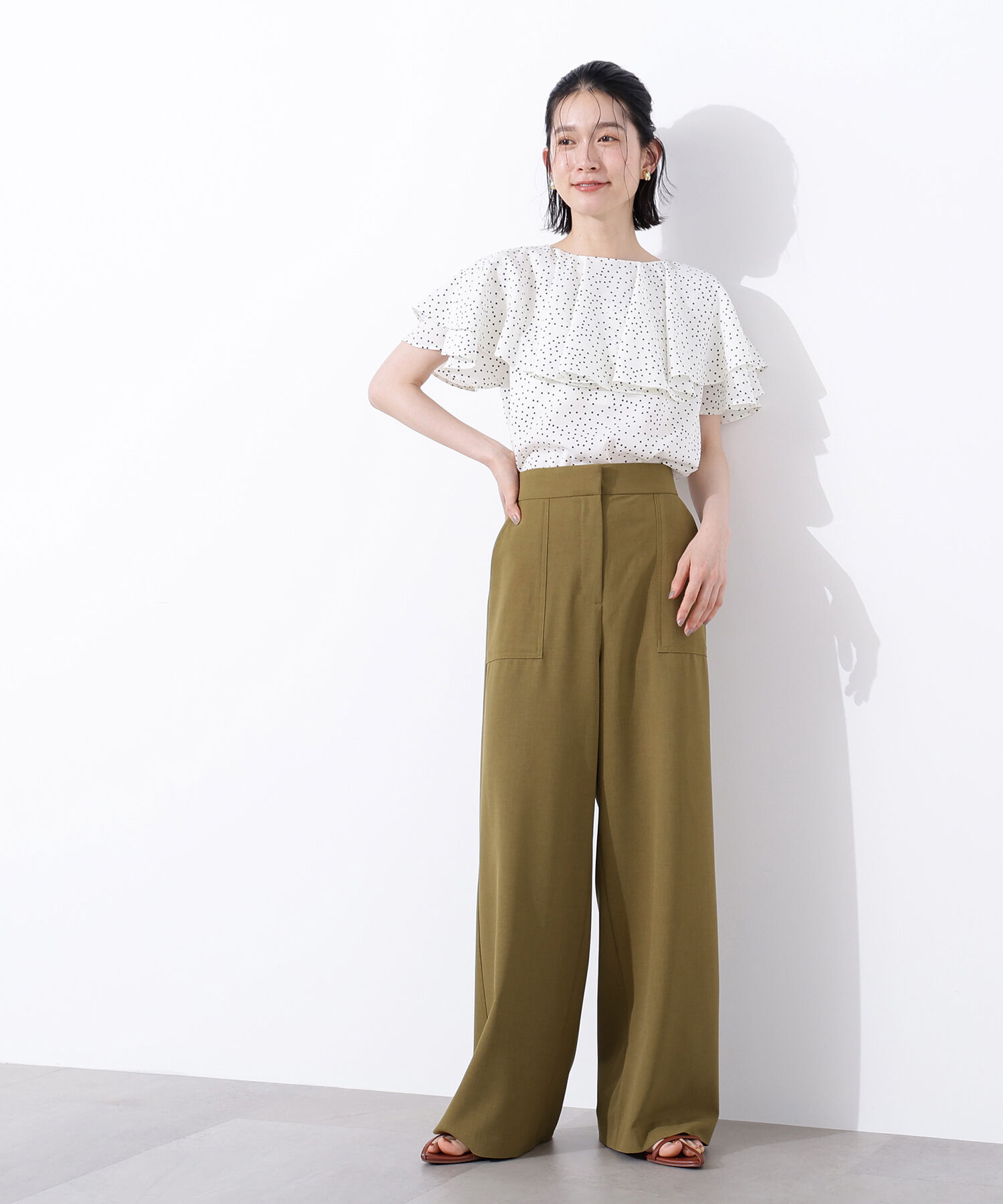  「ドライタッチストレートワイドパンツ《WEB限定商品》」|その他|