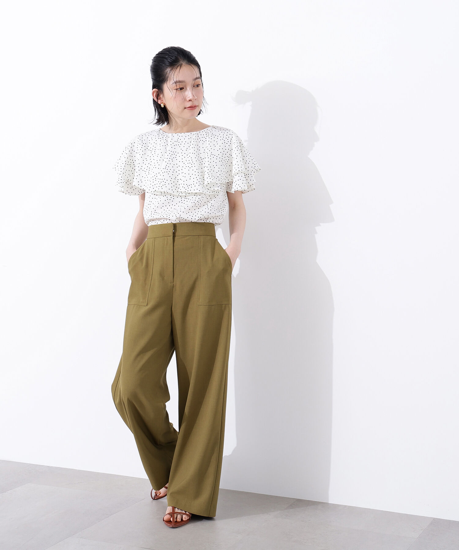  「ドライタッチストレートワイドパンツ《WEB限定商品》」|その他|