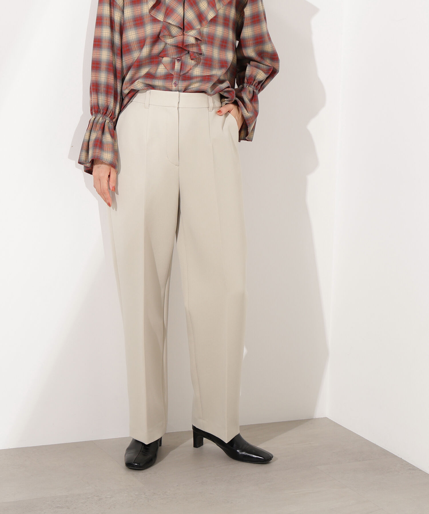  「ベーシックストレートパンツ」|その他|