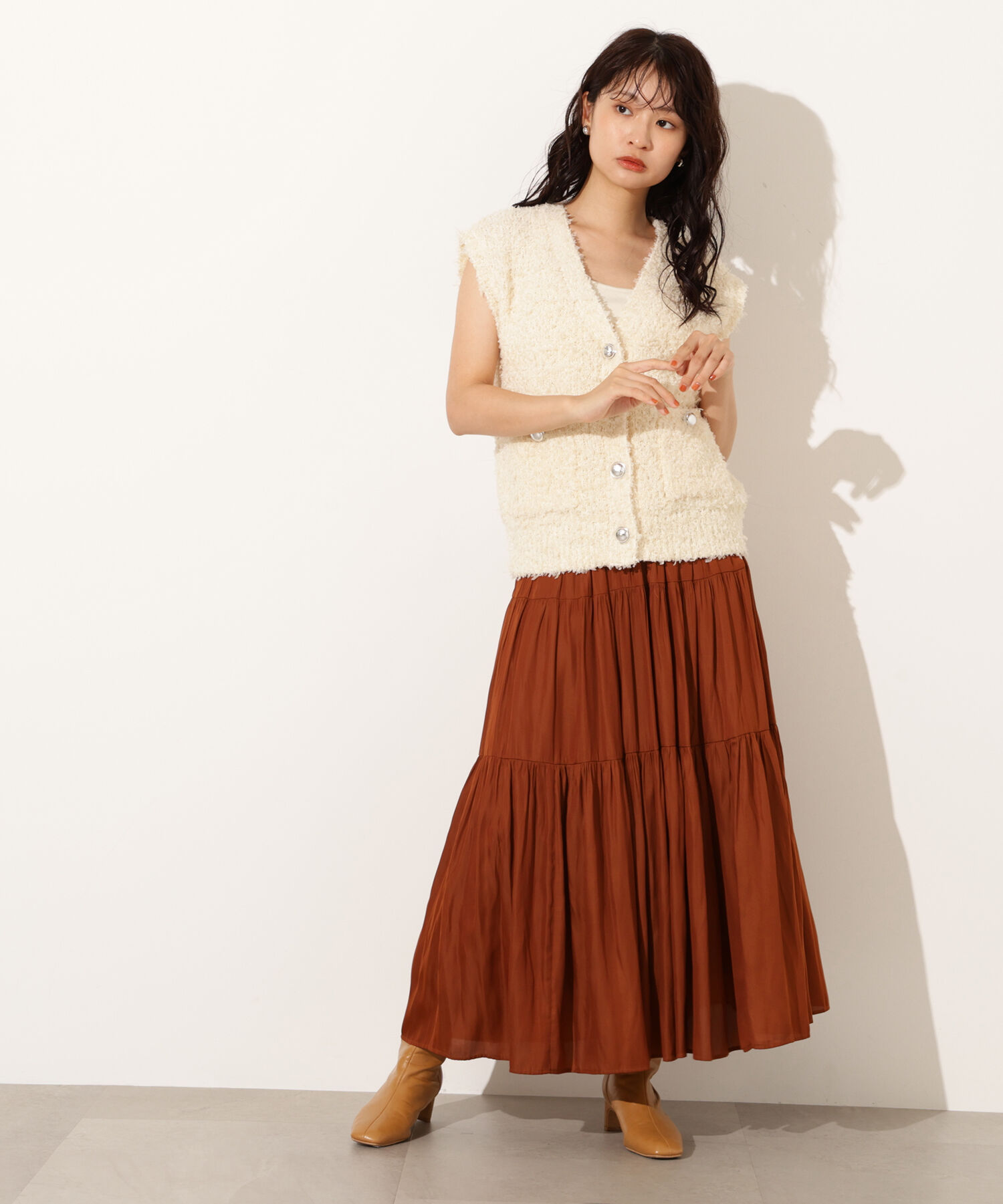  「Vネックニットジレ」|ニット・セーター|