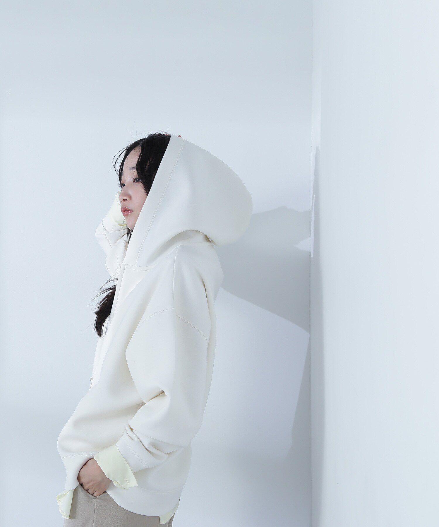  「ダンボールフォルムジップフーディー」|Tシャツ・カットソー|オフ1