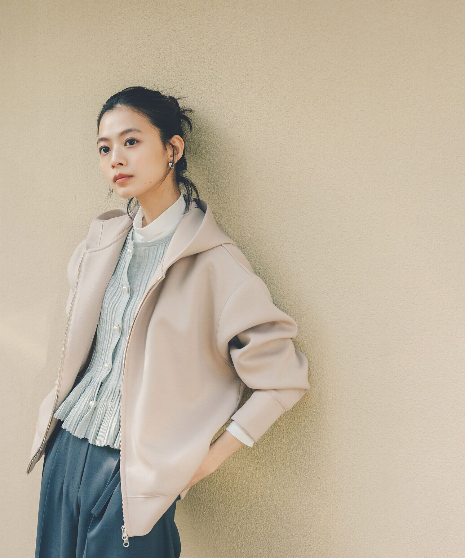  「ダンボールフォルムジップフーディー」|Tシャツ・カットソー|ベージュ