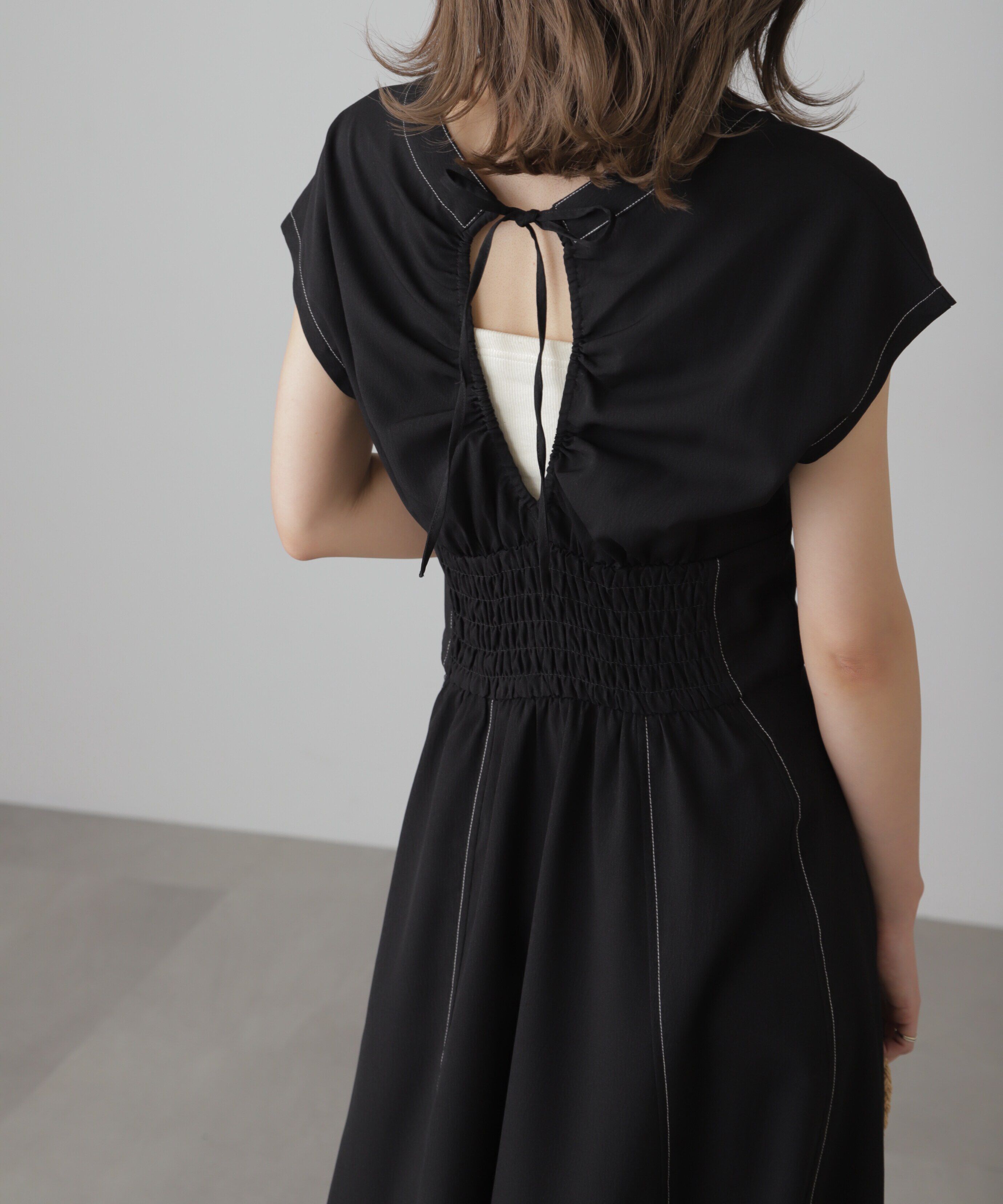  「ウエストシェイプ配色ステッチワンピース」|ワンピース|