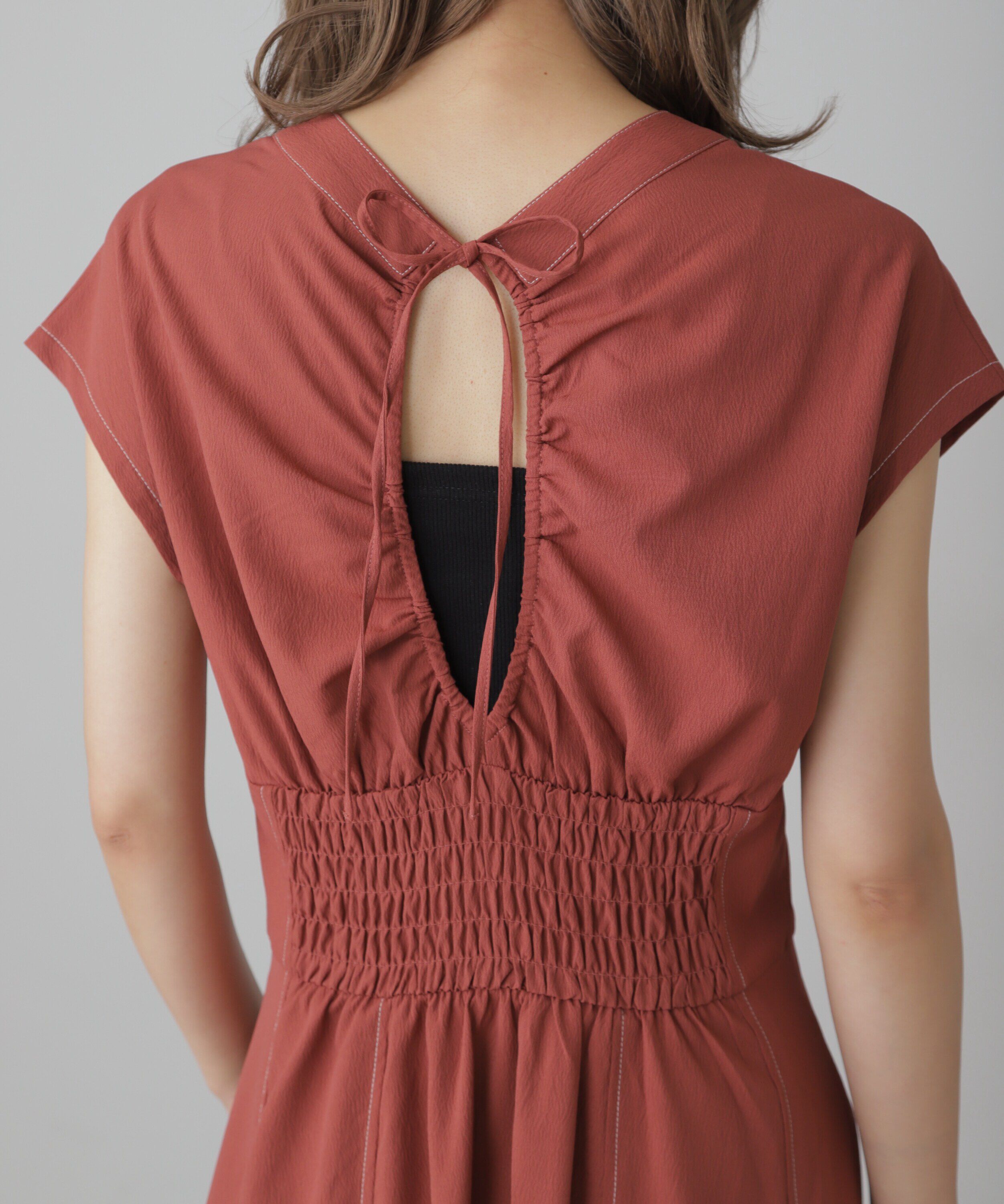  「ウエストシェイプ配色ステッチワンピース」|ワンピース|