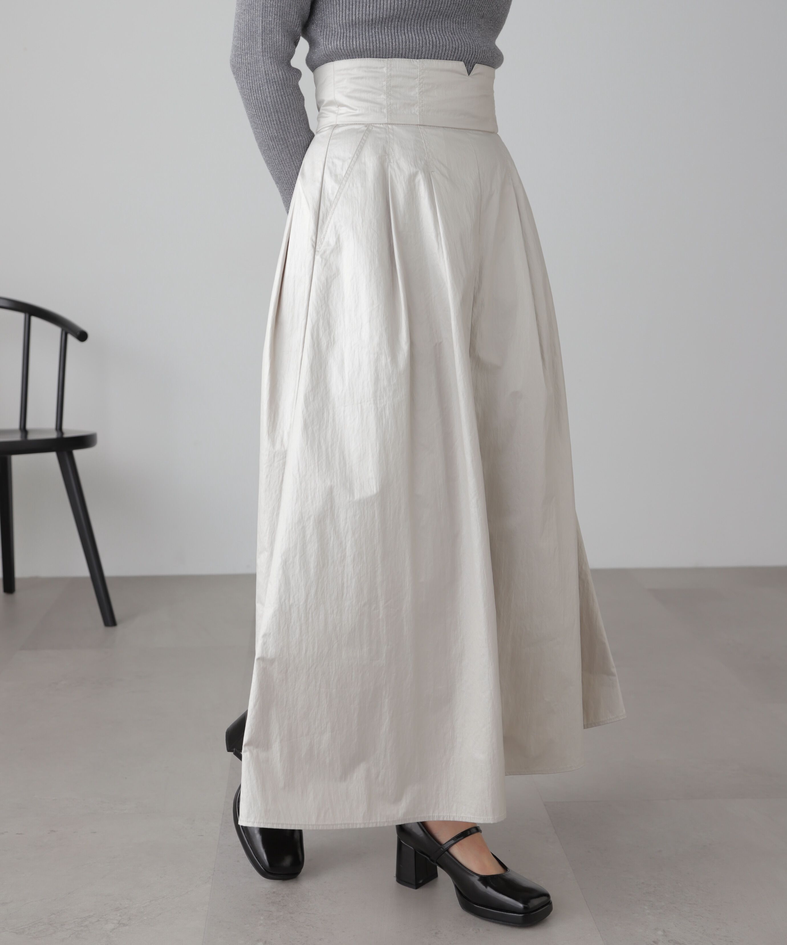  「ハイウエストタックスカート」|スカート|ベージュ